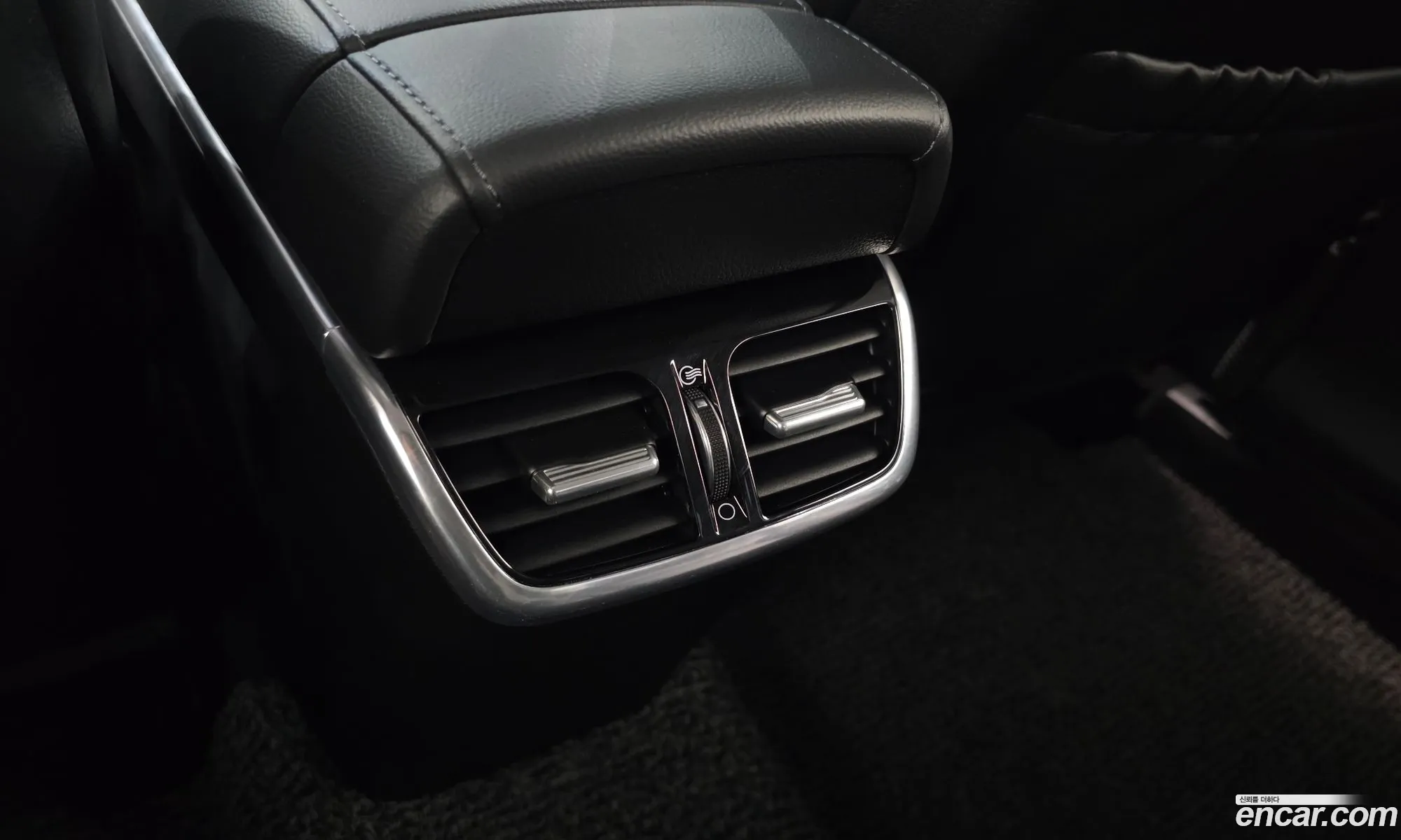 Hyundai Grandeur IG 2020 — 32