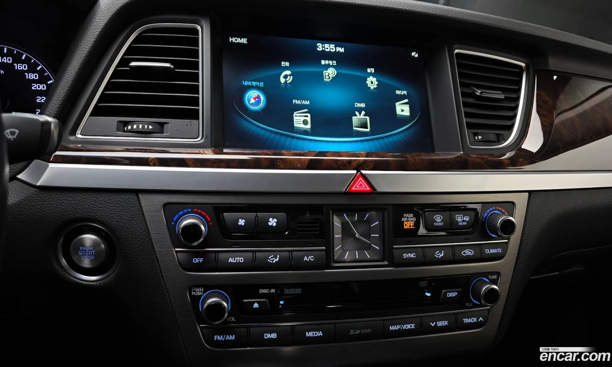 Hyundai Genesis DH 2016 — 29