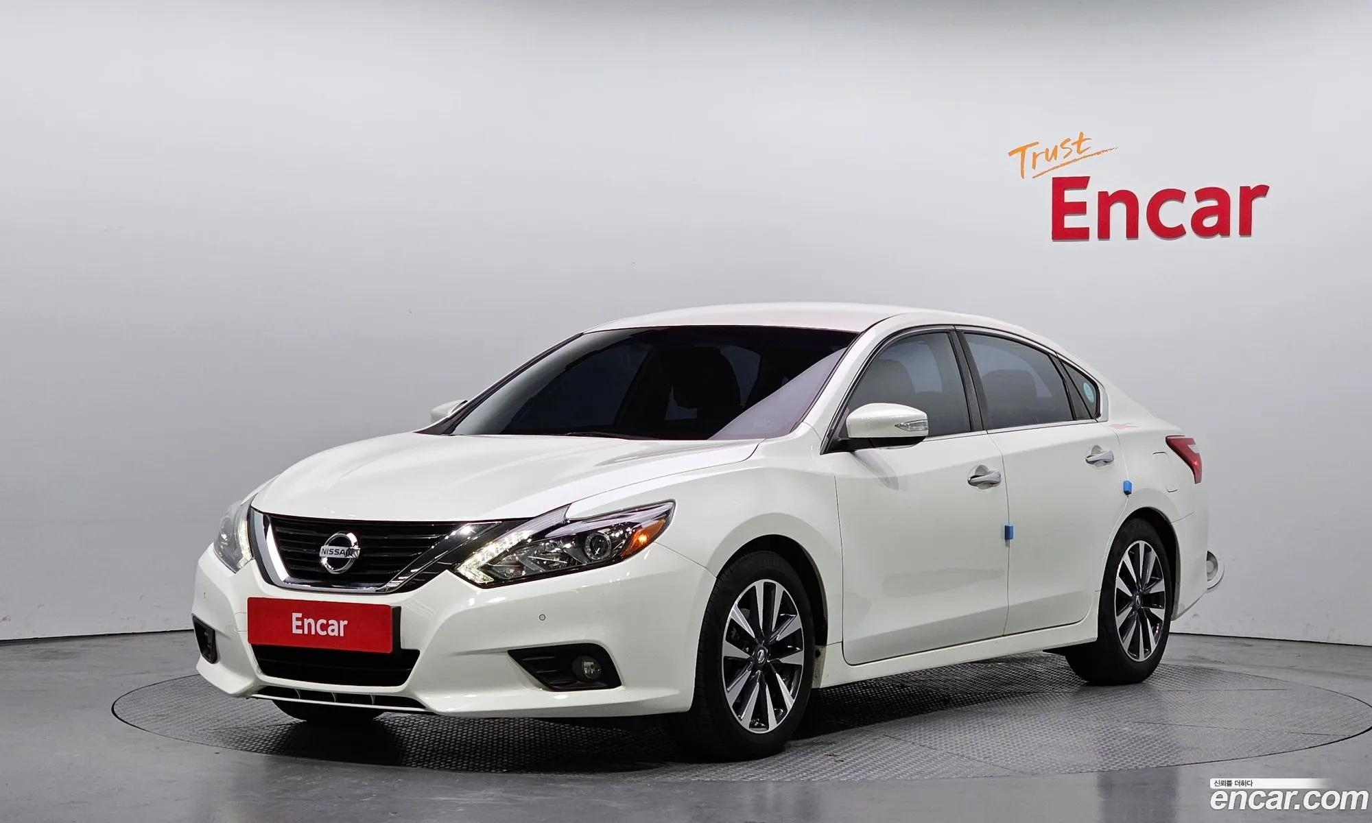 Nissan Altima 2017 — 5