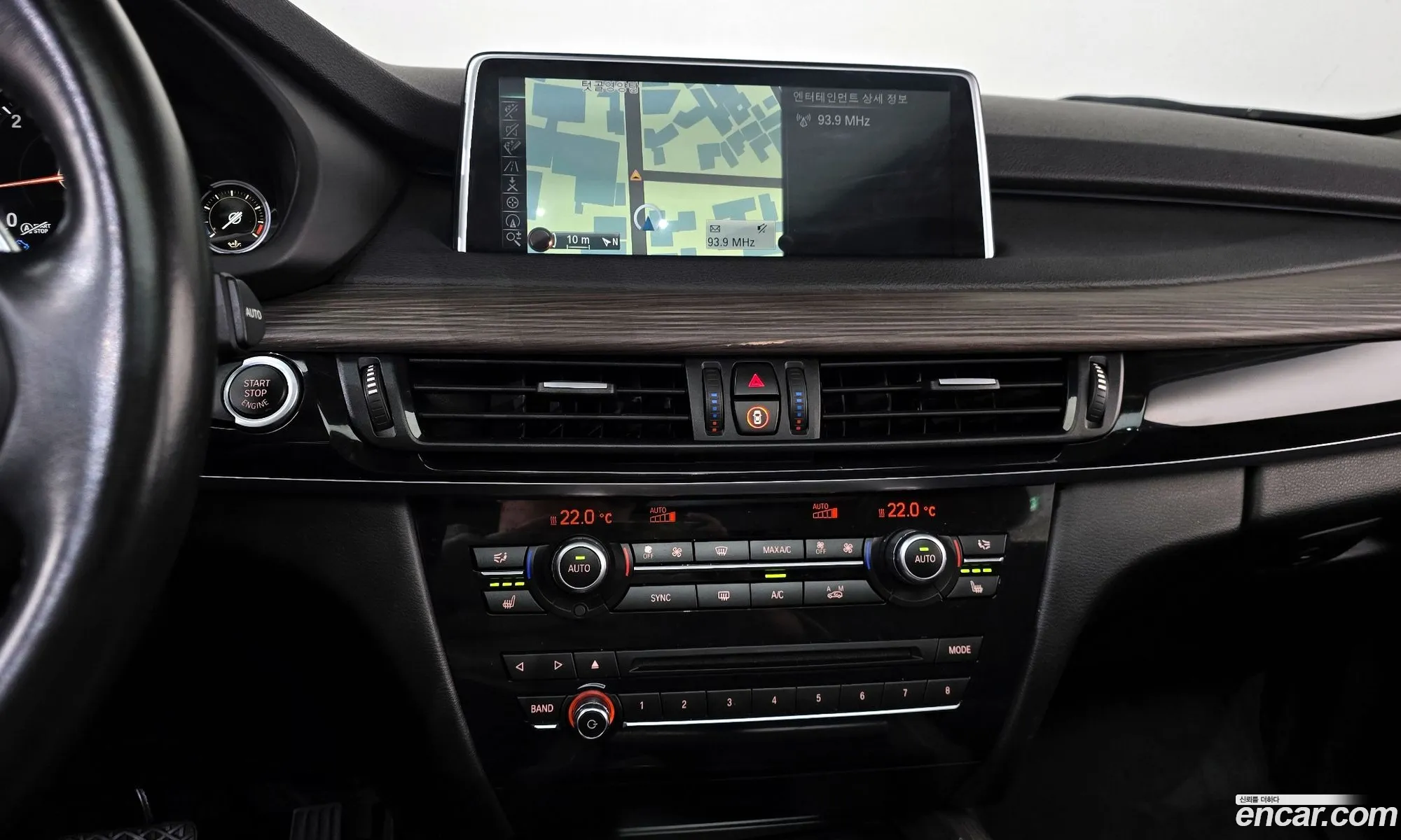 BMW X5 2016 — 17