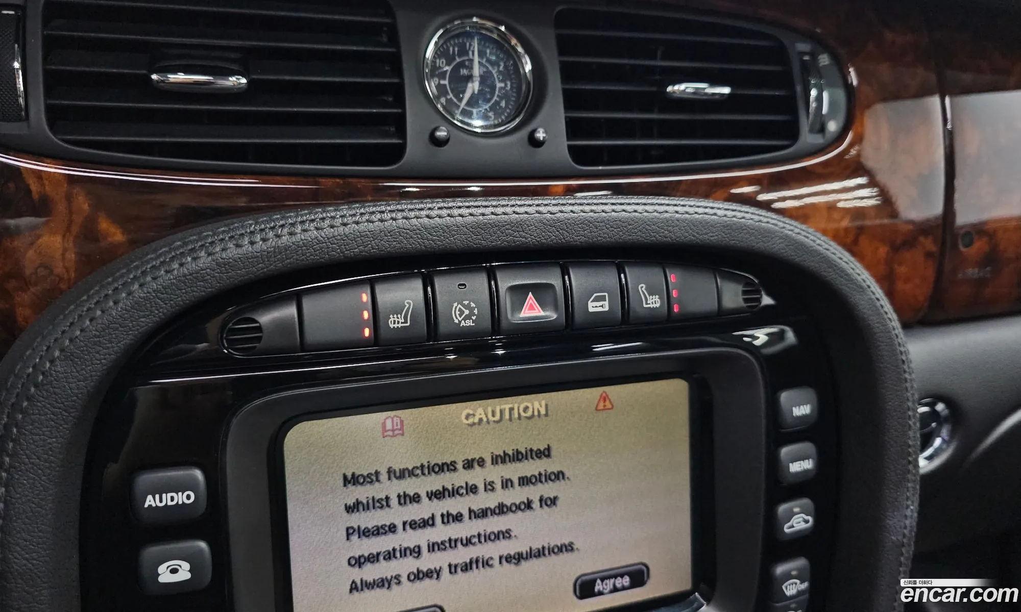 Jaguar XJ8 2005 SAJAA80G — 4