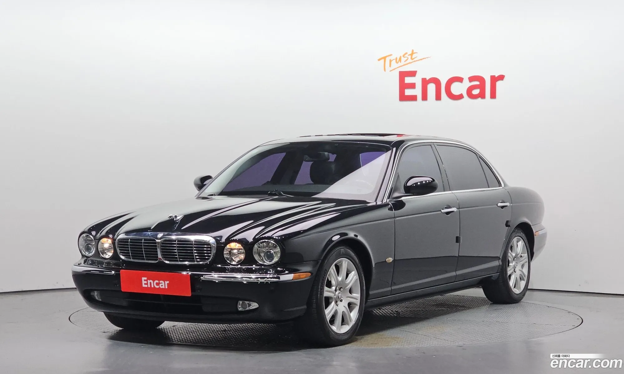 Jaguar XJ8 2005 SAJAA80G — 12