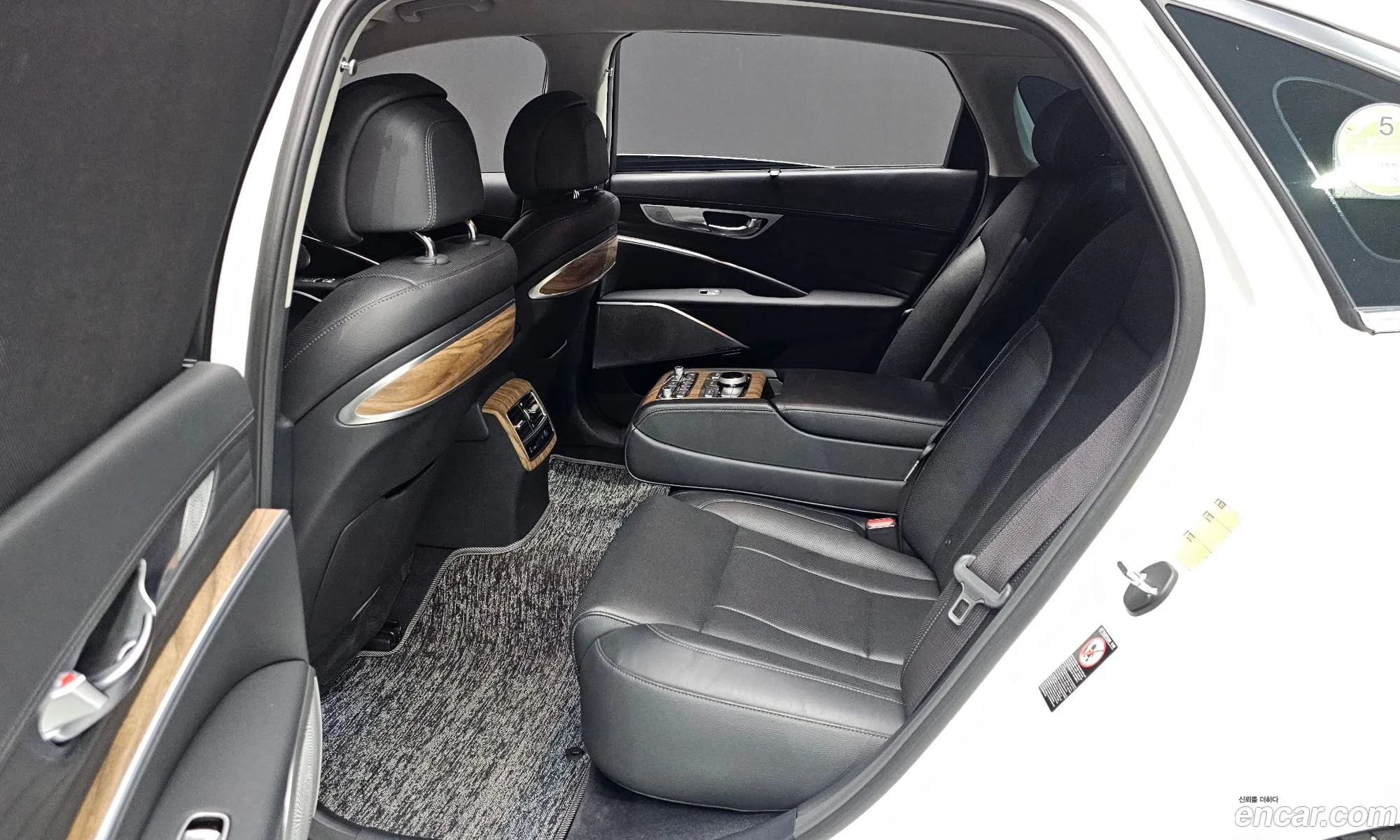 Kia K9 2021 — 13