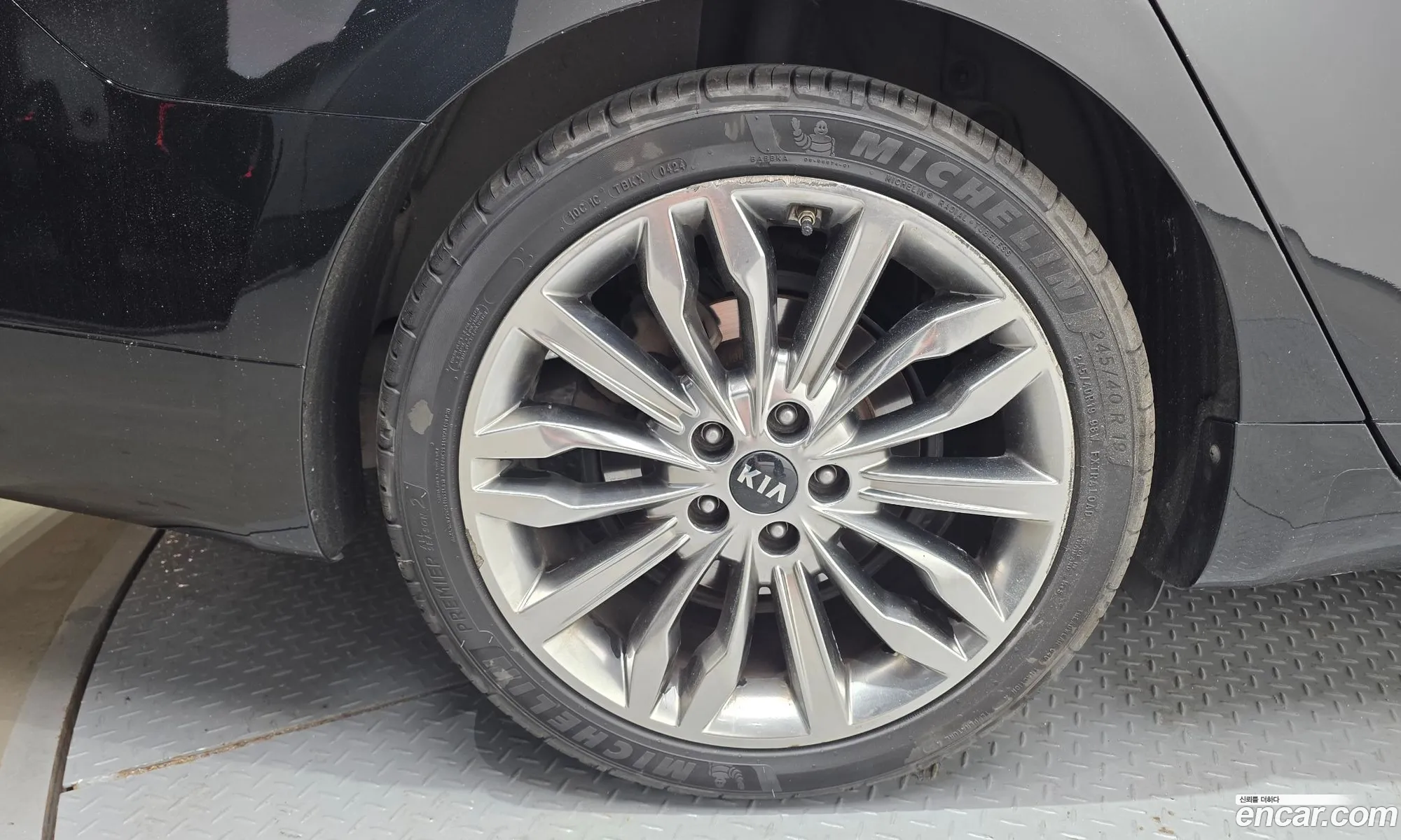 Kia K7 Premier 2020 — 27