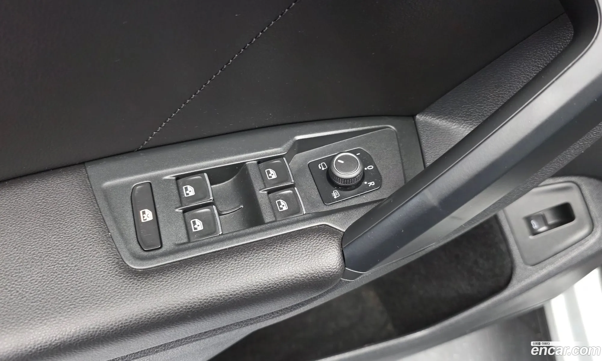 Volkswagen Tiguan 2021 — 17