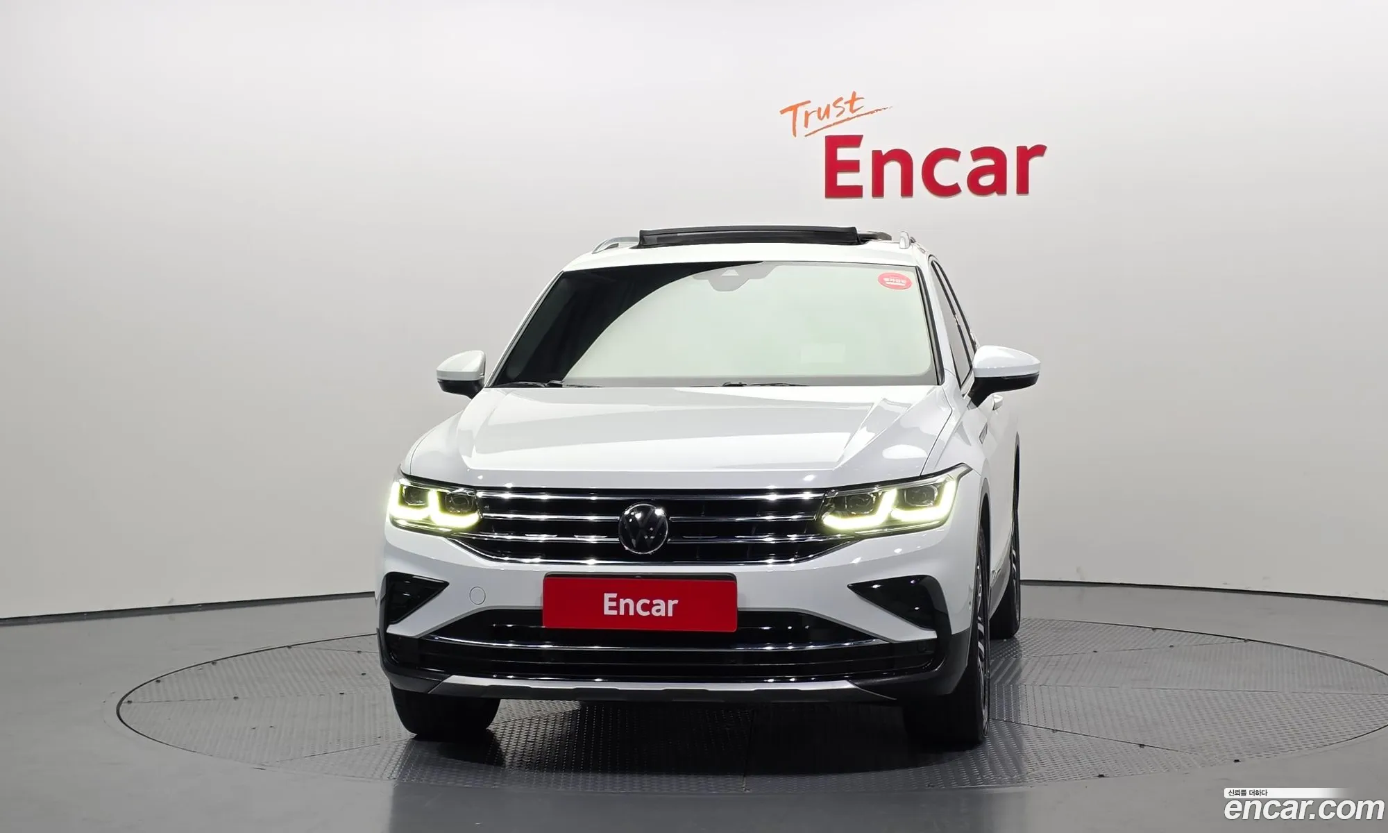 Volkswagen Tiguan 2021 — 16
