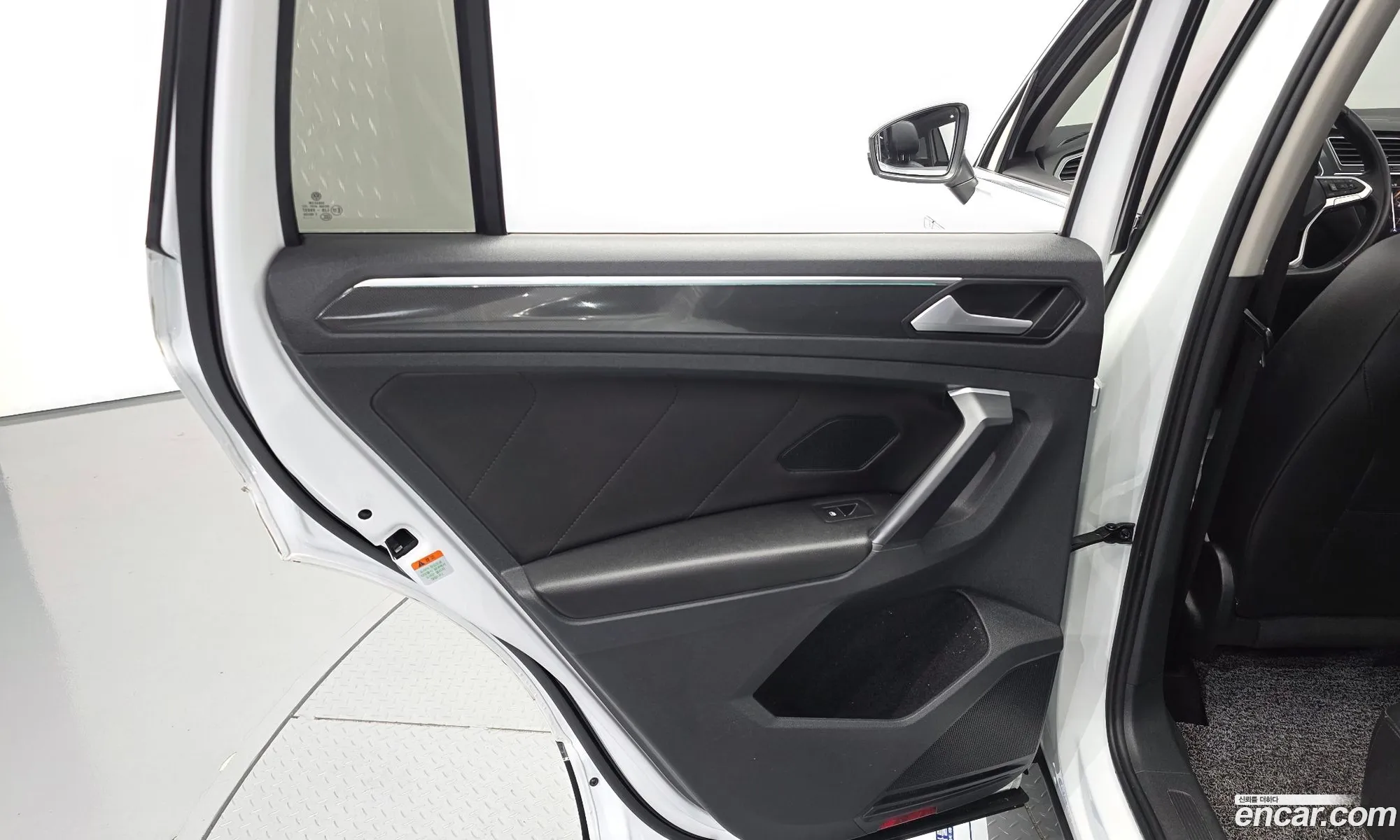 Volkswagen Tiguan 2021 — 29