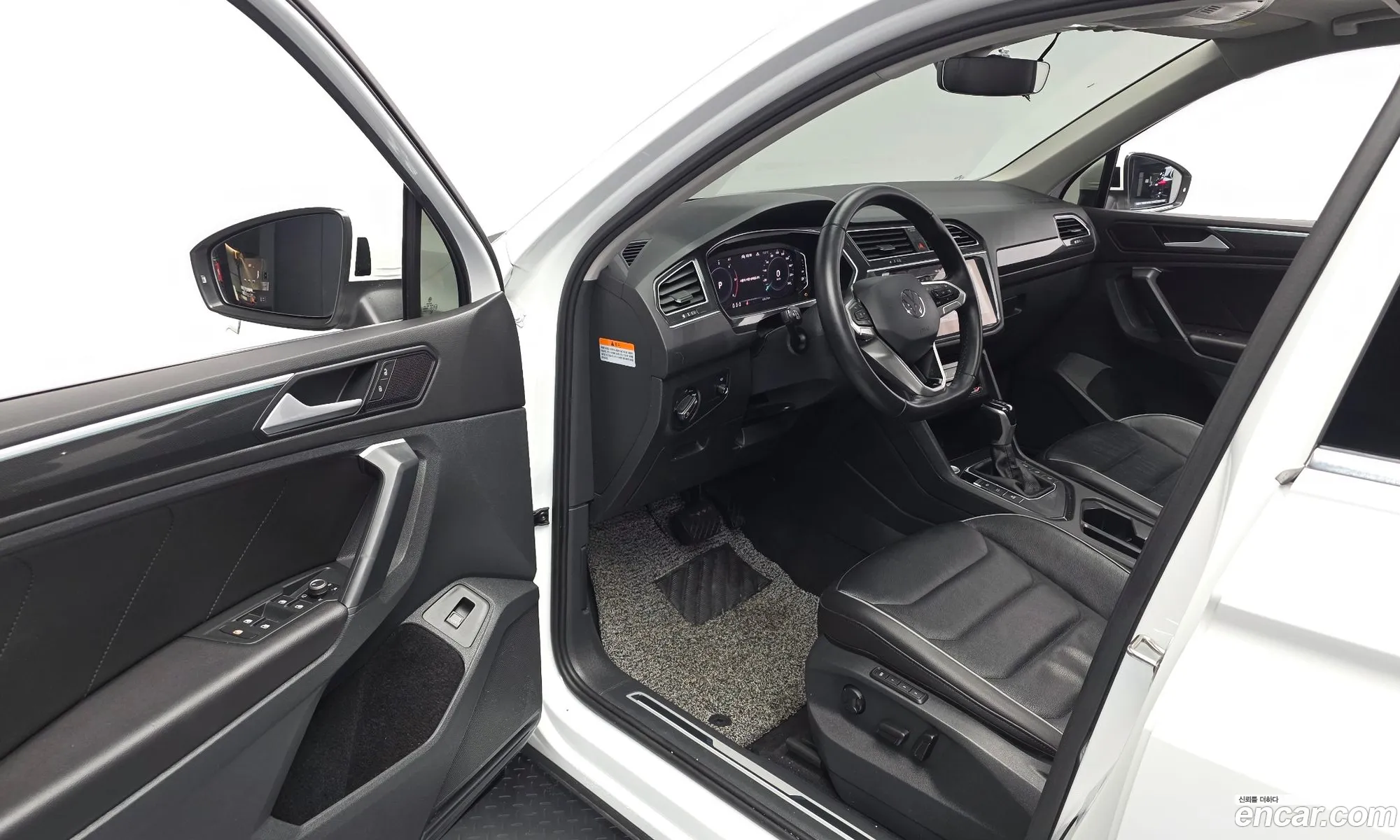 Volkswagen Tiguan 2021 — 14