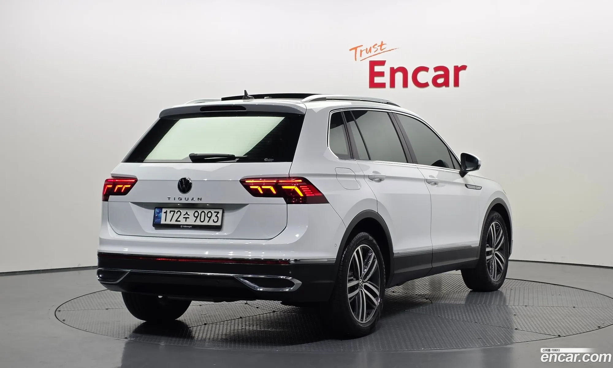 Volkswagen Tiguan 2021 — 25