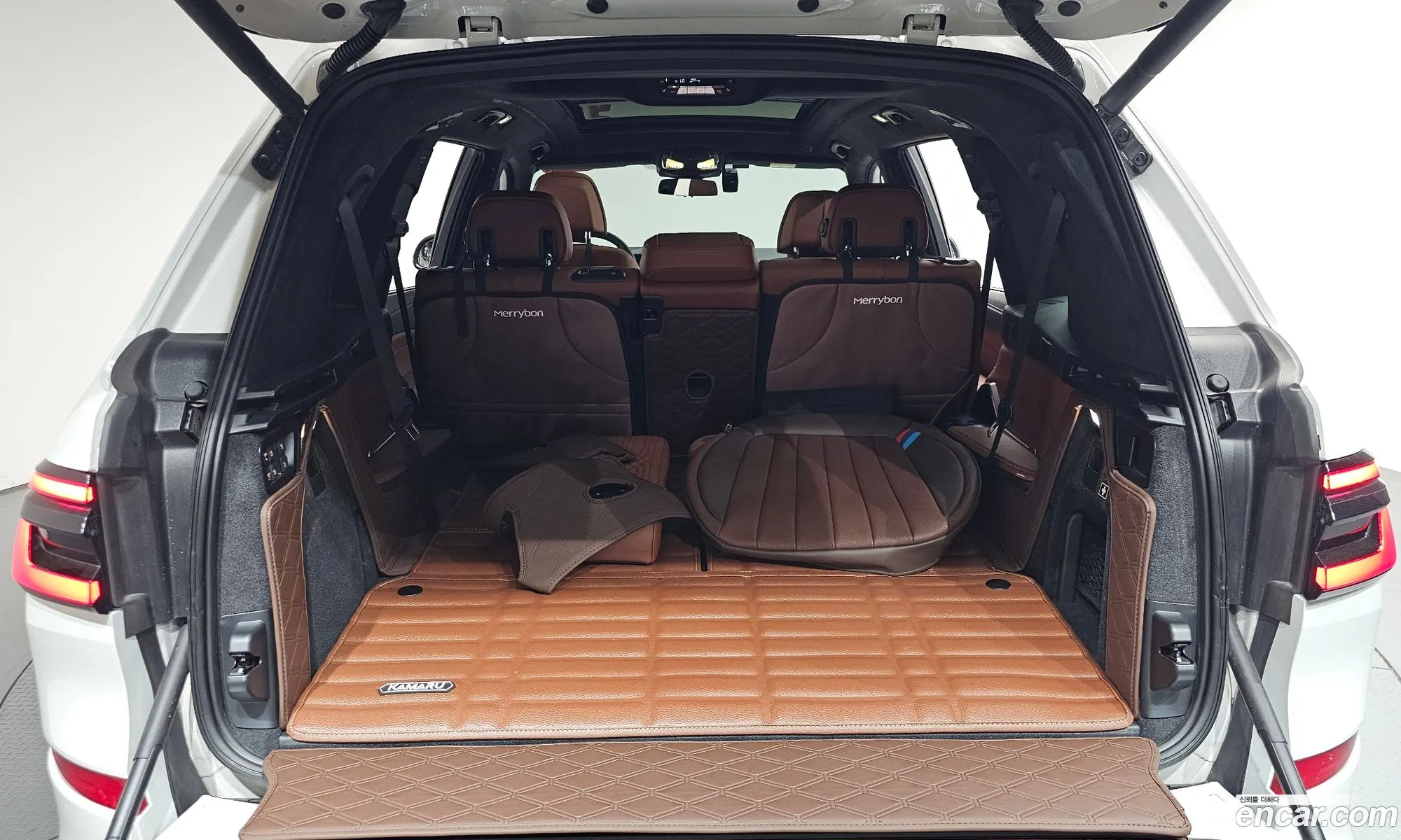 BMW X7 2025 WBA21EM02S9Y87870 — 7