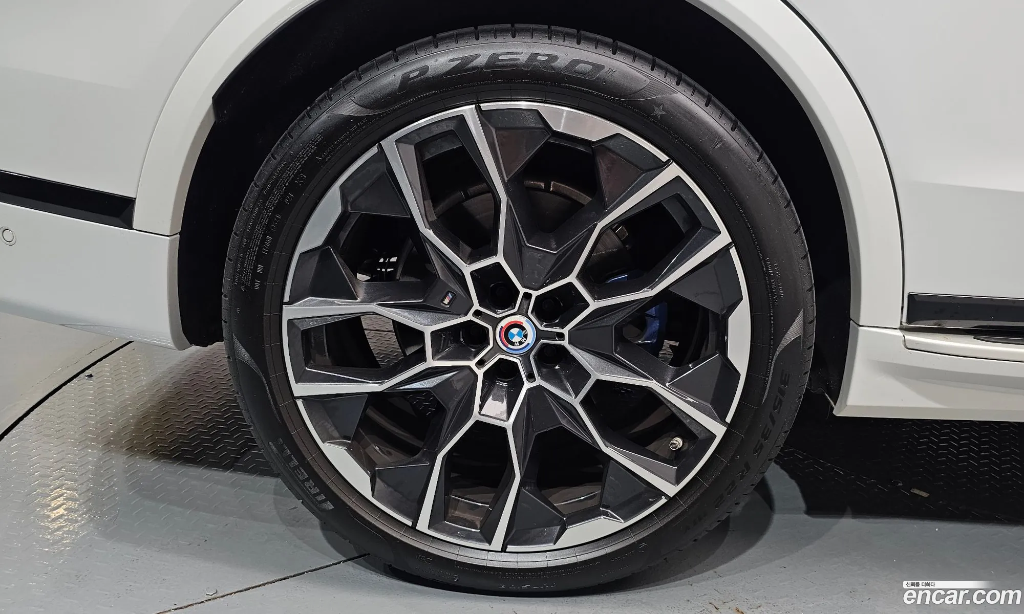 BMW X7 2025 WBA21EM02S9Y87870 — 34