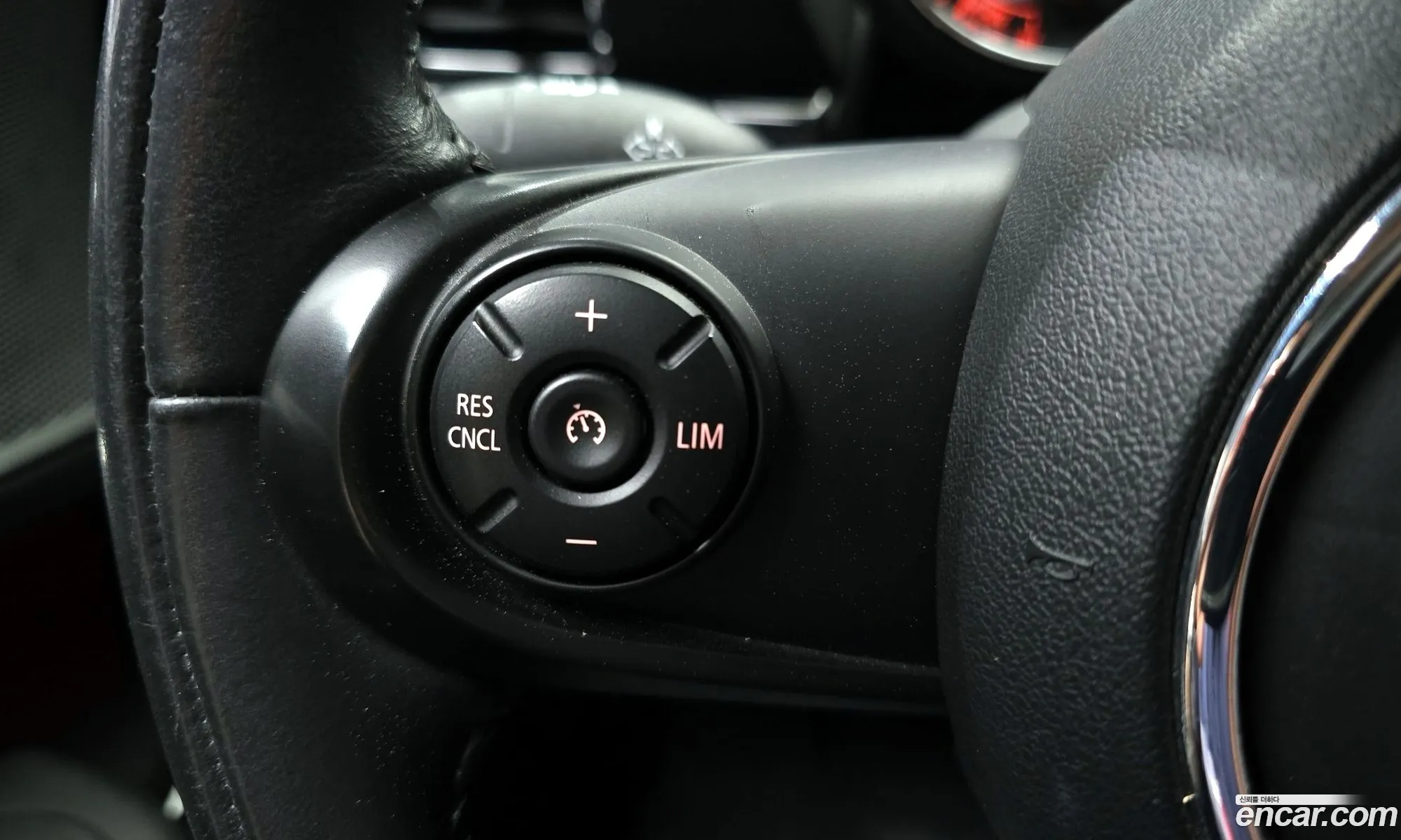 Mini Cooper Clubman 2019 — 33