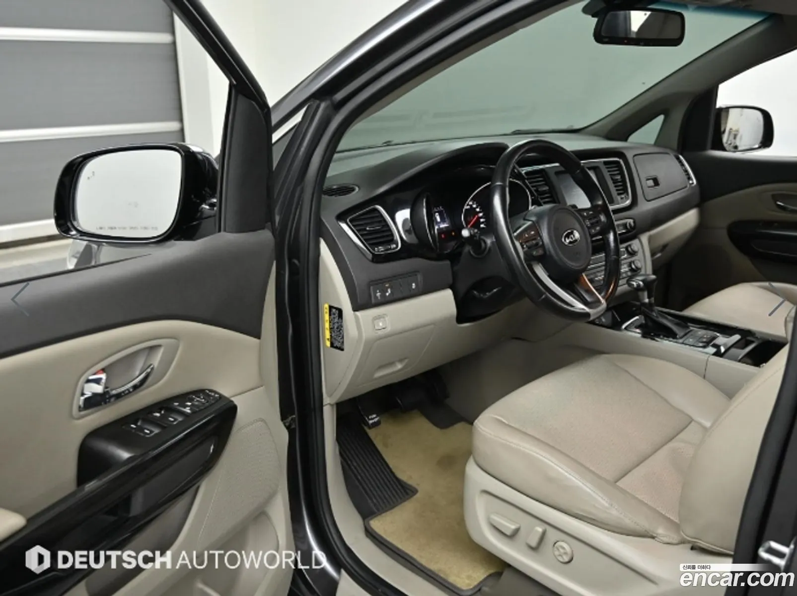 Kia Carnival 2017 — 7