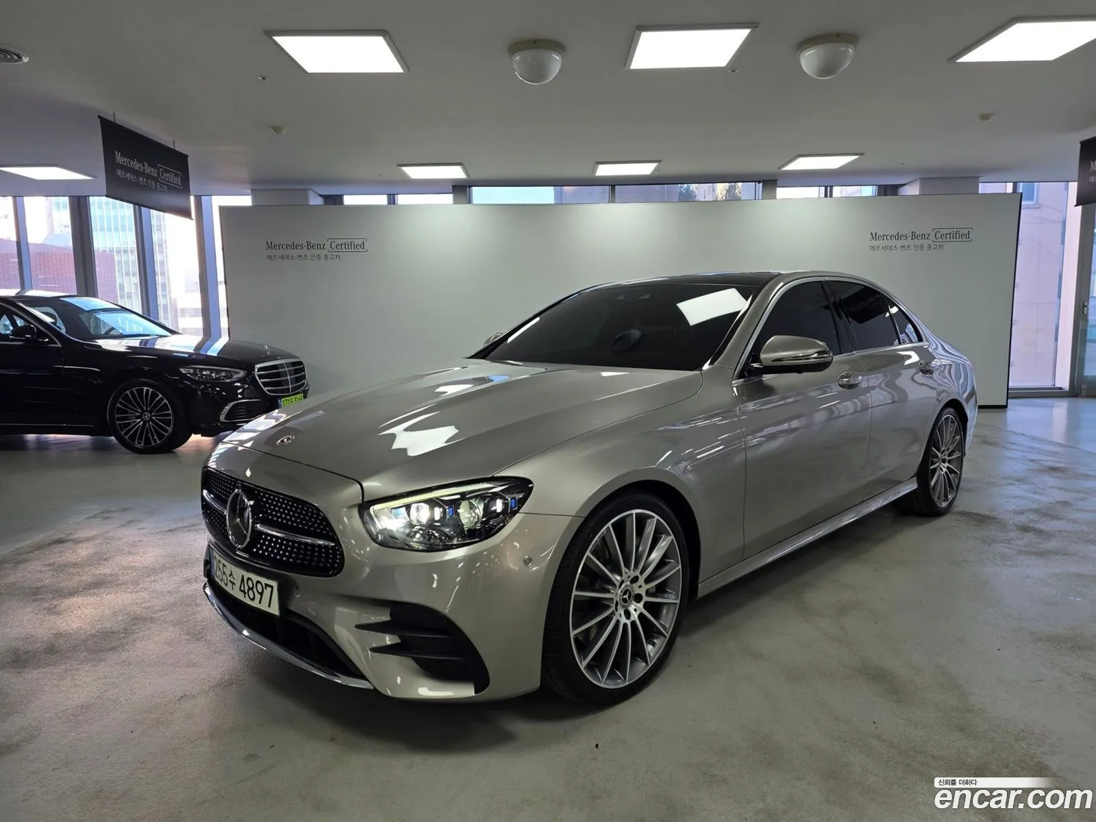 Mercedes-Benz E-Class W213 2021 — 16