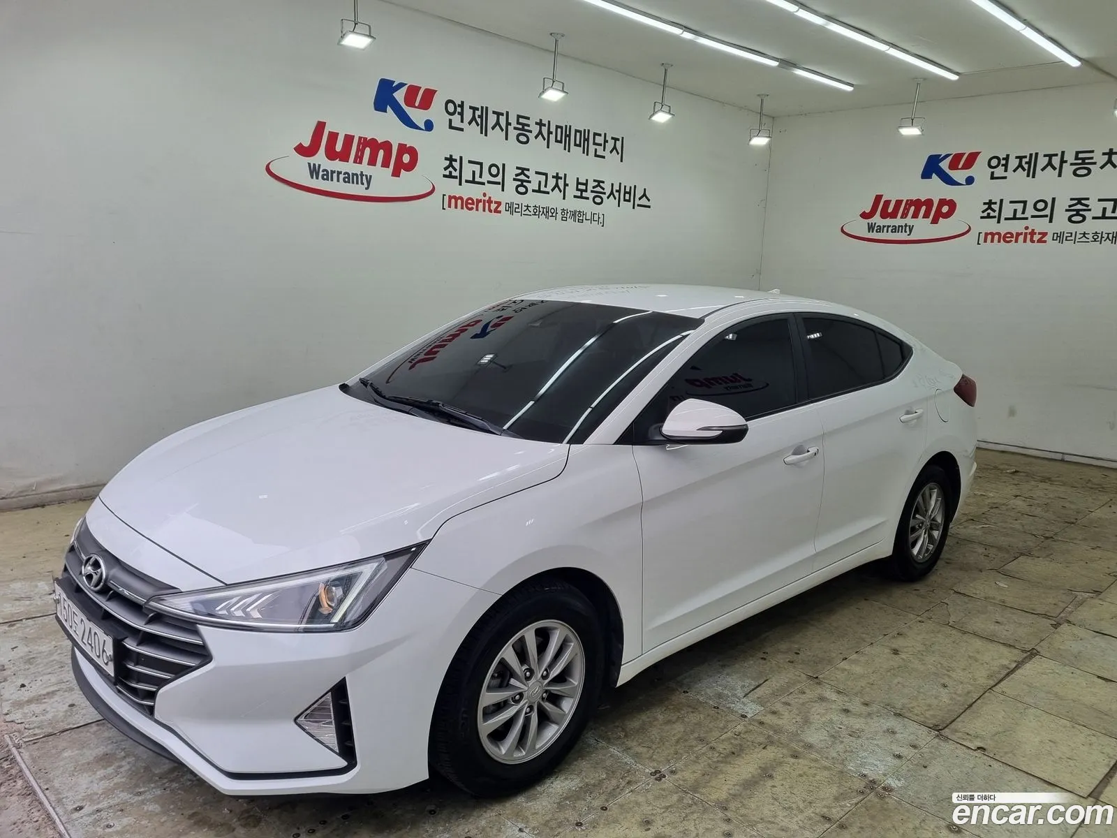 Hyundai Elantra AD 2020 — 13