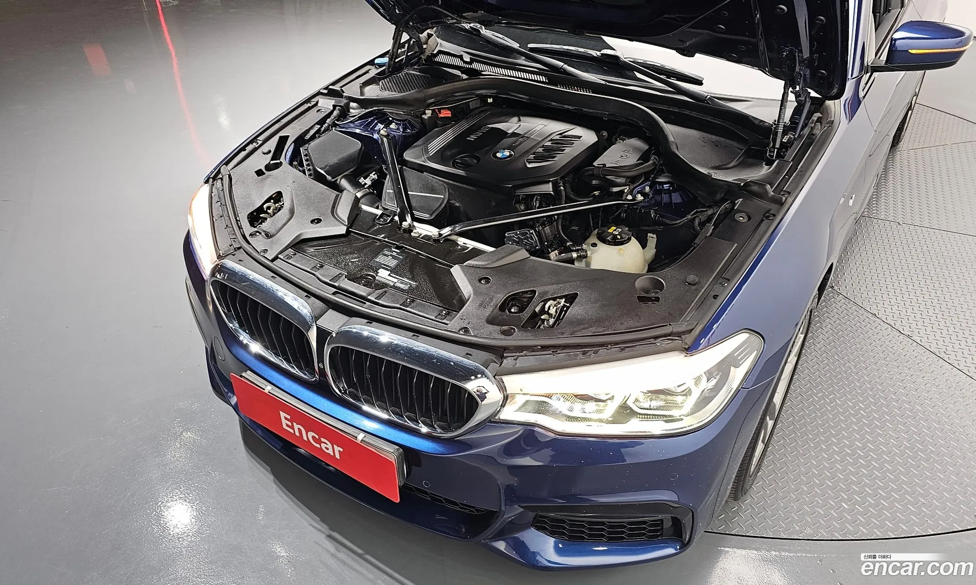BMW 5 Series 2017 WBAJC3100HG466426 — 17