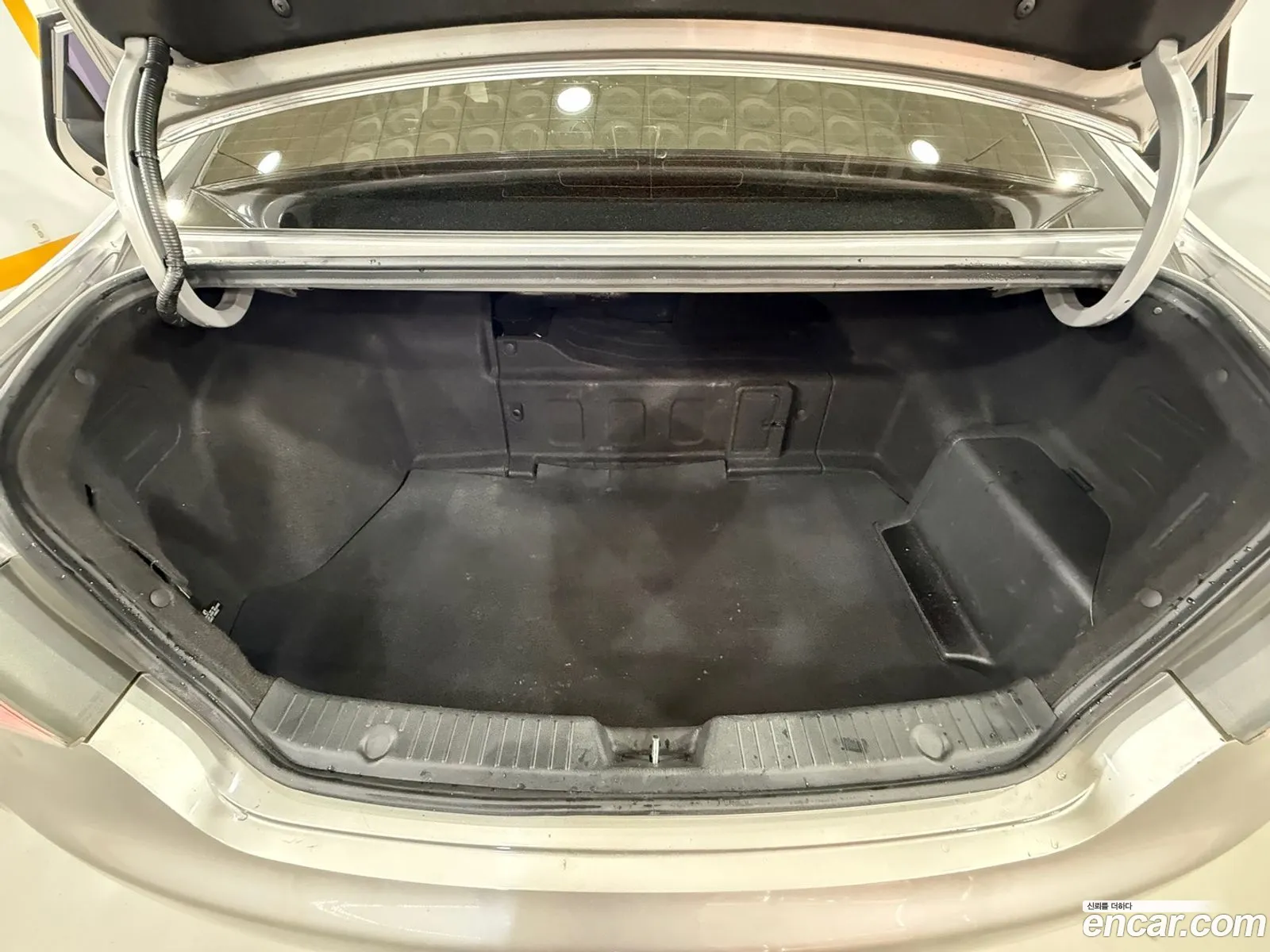 Hyundai Sonata Hybrid 2013 — 4