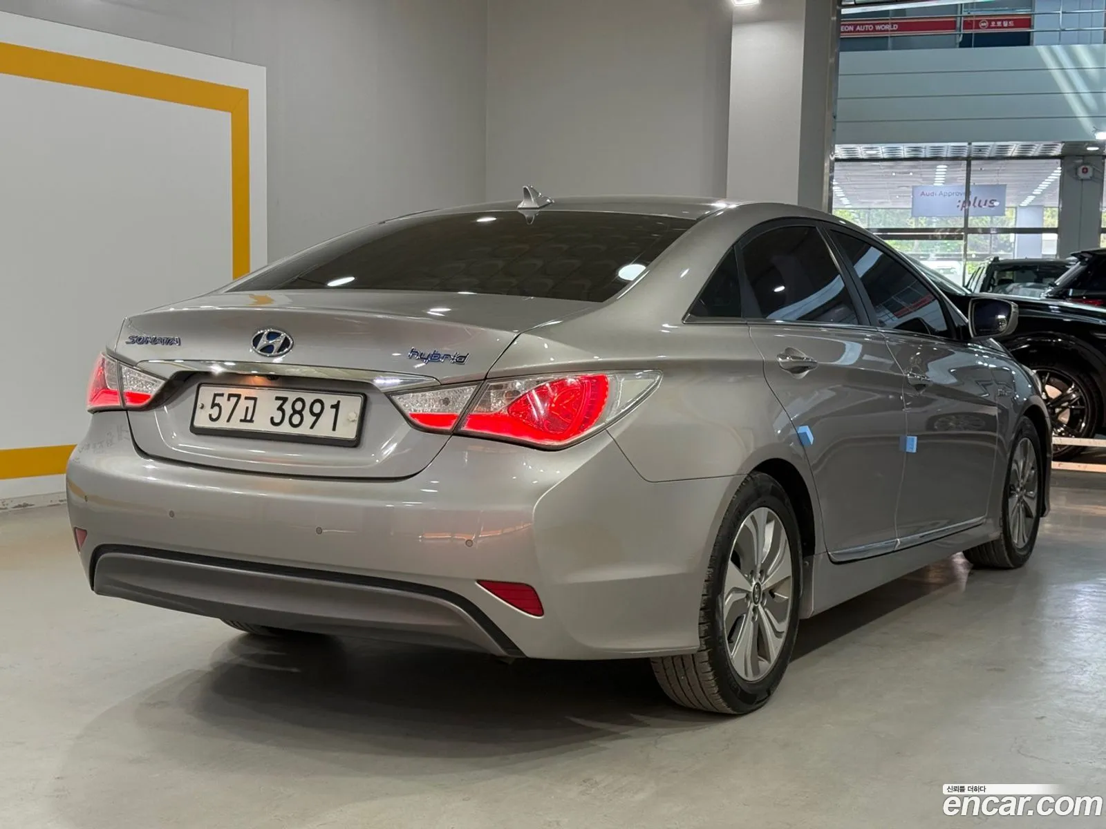 Hyundai Sonata Hybrid 2013 — 3