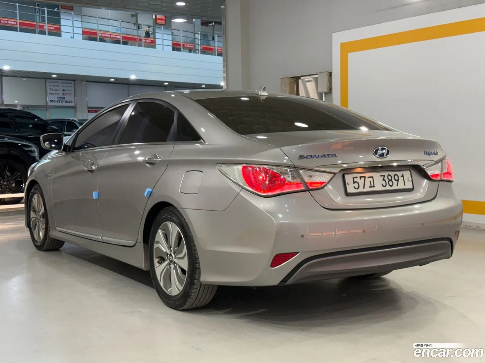 Hyundai Sonata Hybrid 2013 — 14