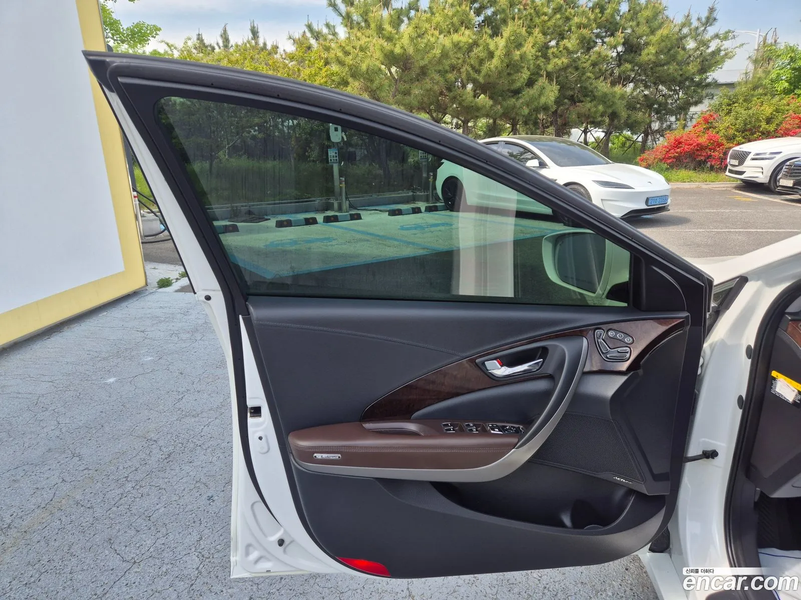 Hyundai Grandeur HG 2015 — 11