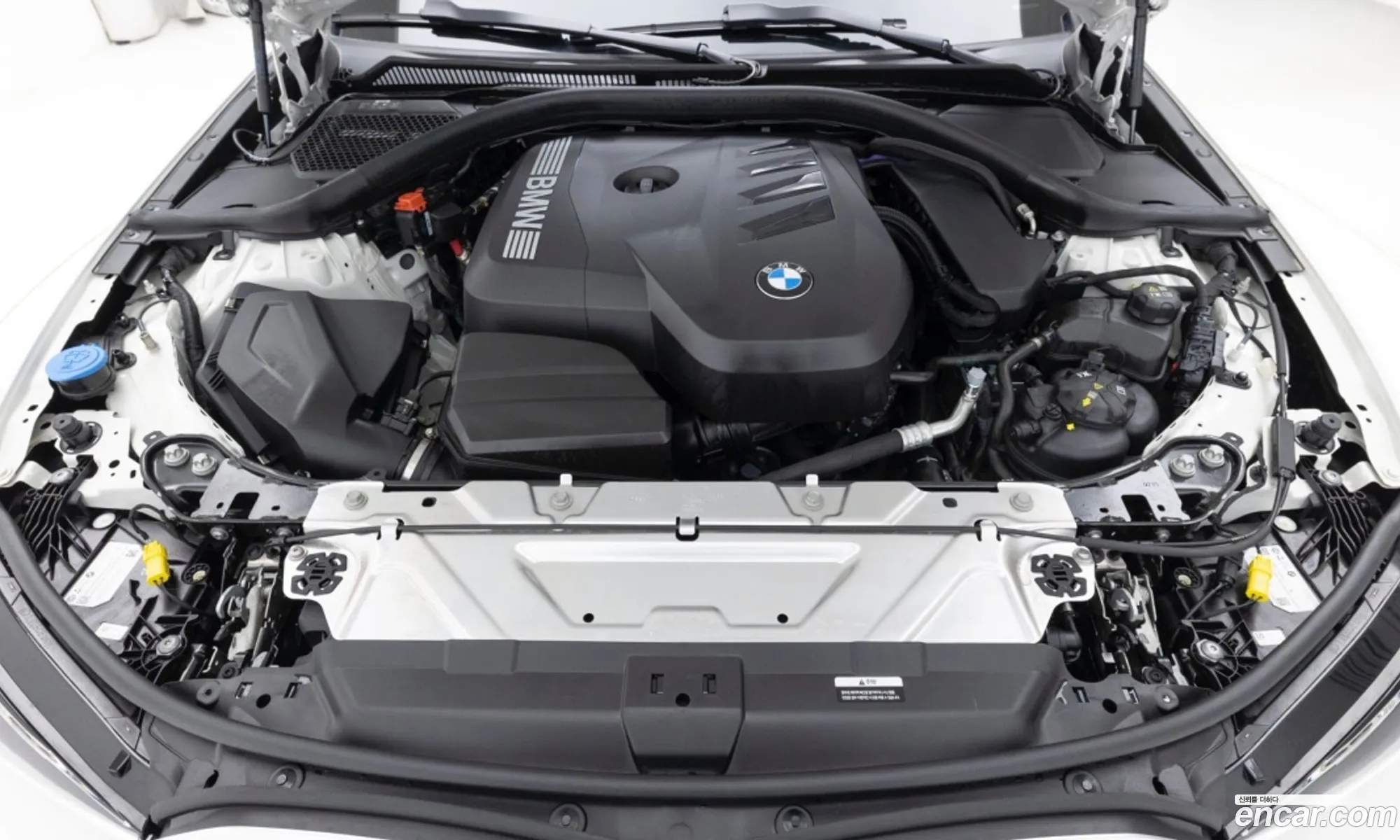 BMW 3 Series 2025 — 15