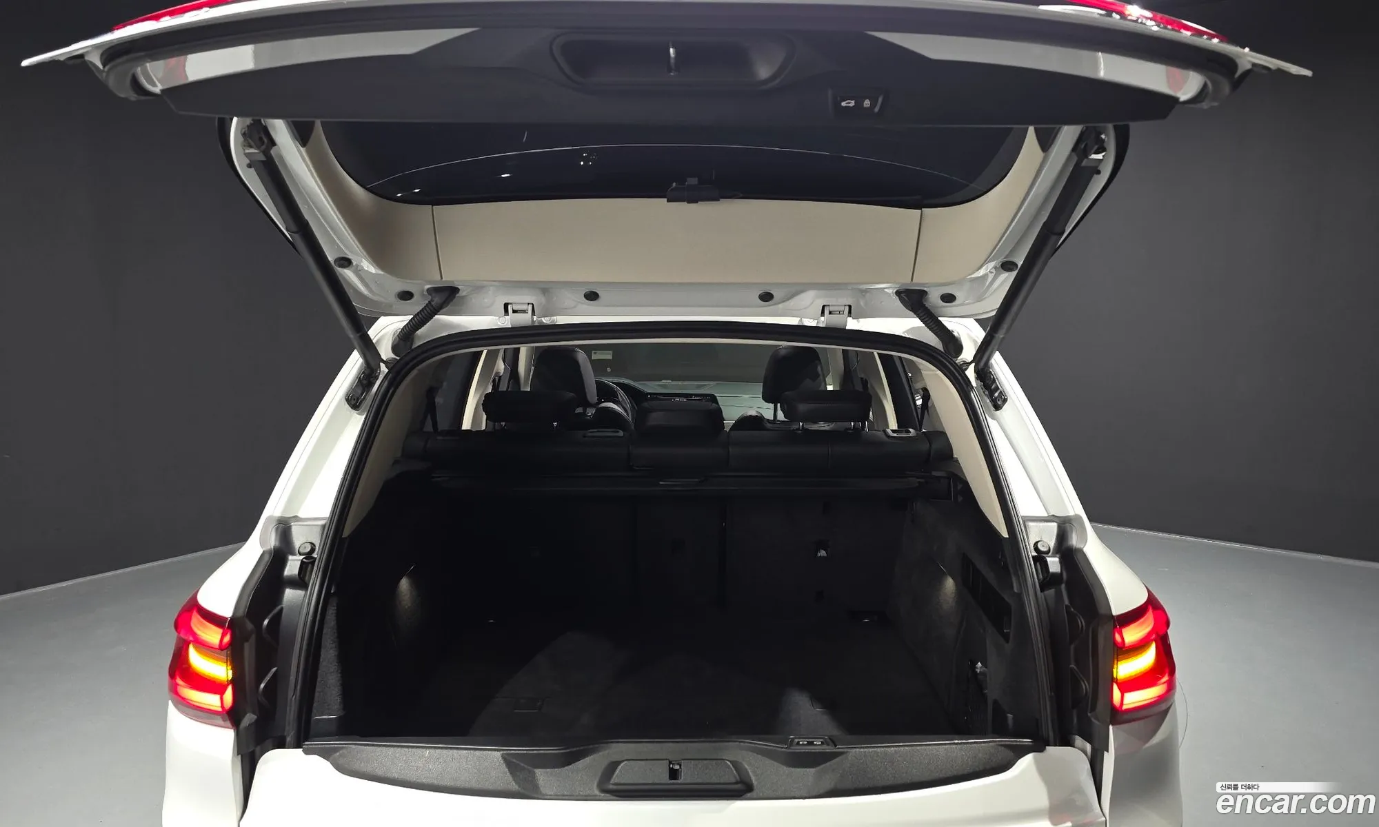 BMW X5 2022 WBATA610XN9M45759 — 14