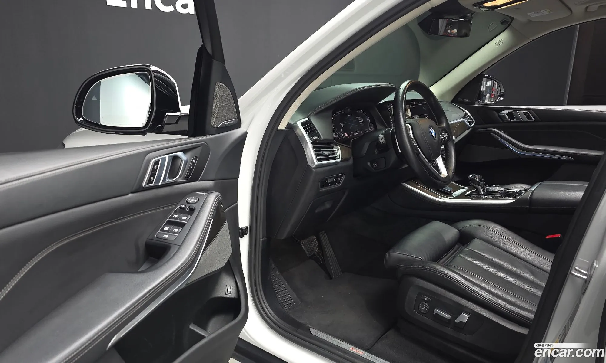 BMW X5 2022 WBATA610XN9M45759 — 6