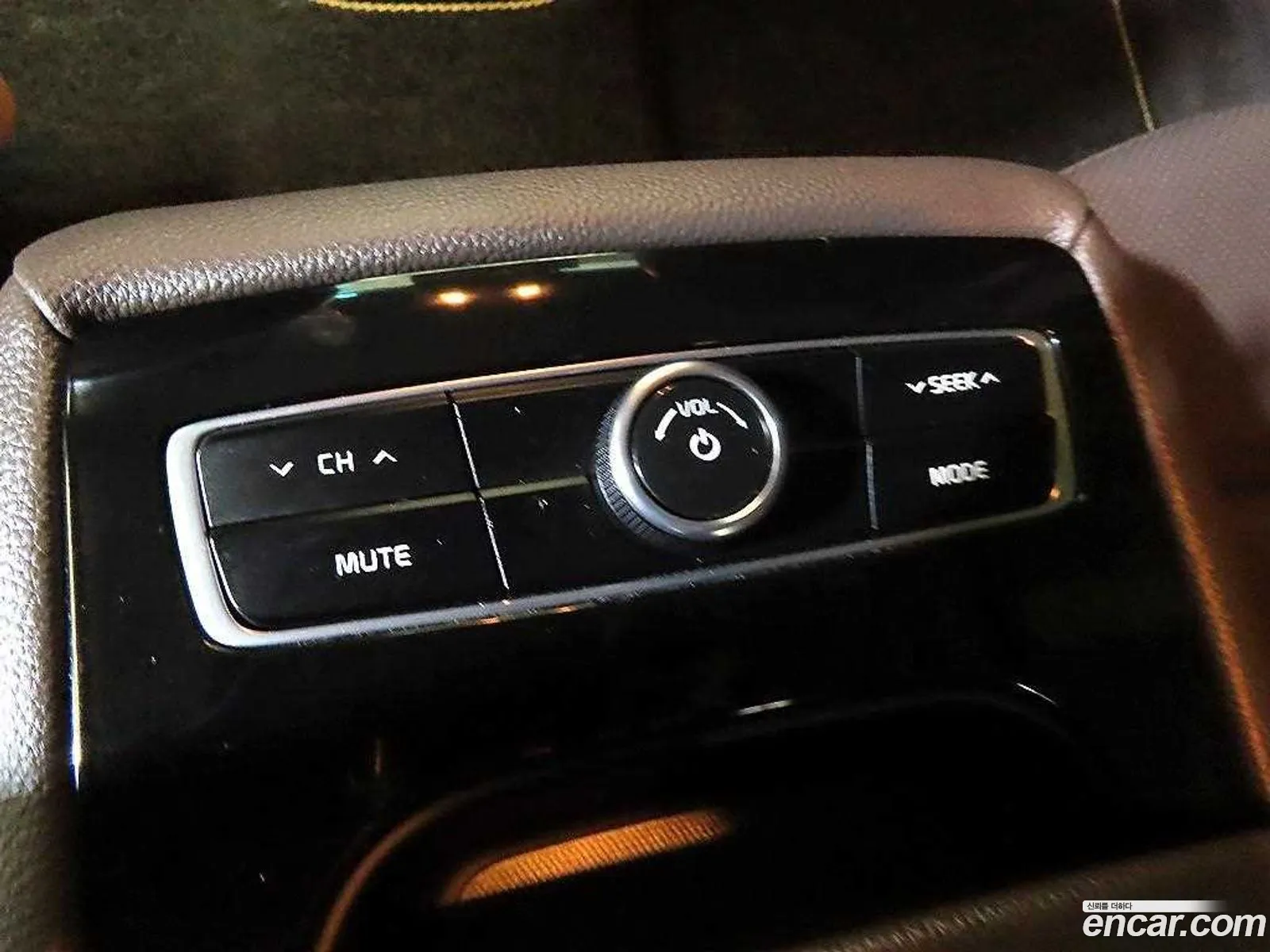 Kia K7 2016 — 19