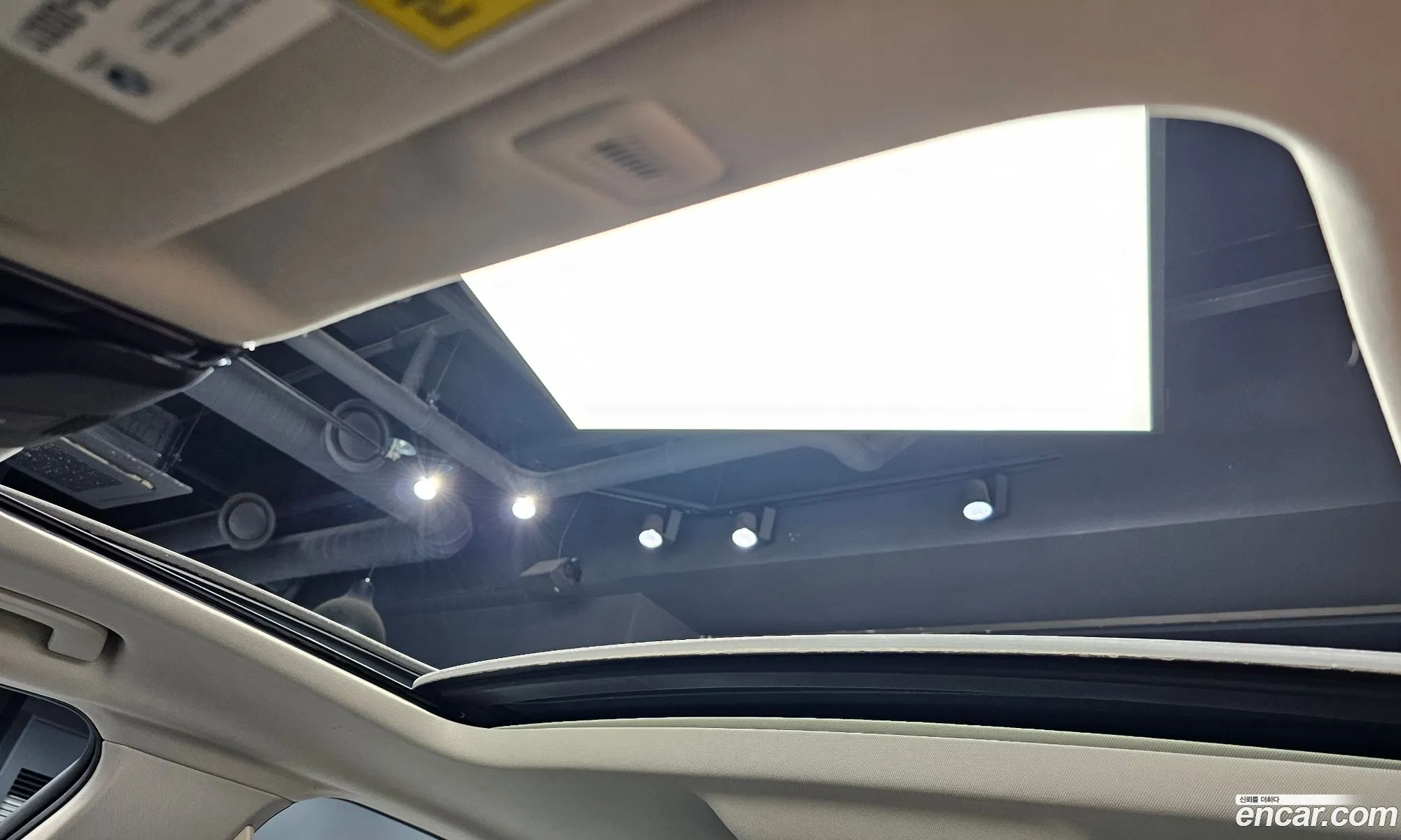 BMW 5 Series 2018 WBAJD3107JWC98554 — 17