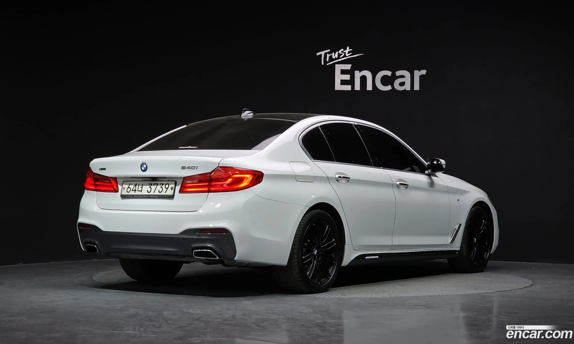 BMW 5 Series 2018 — 13