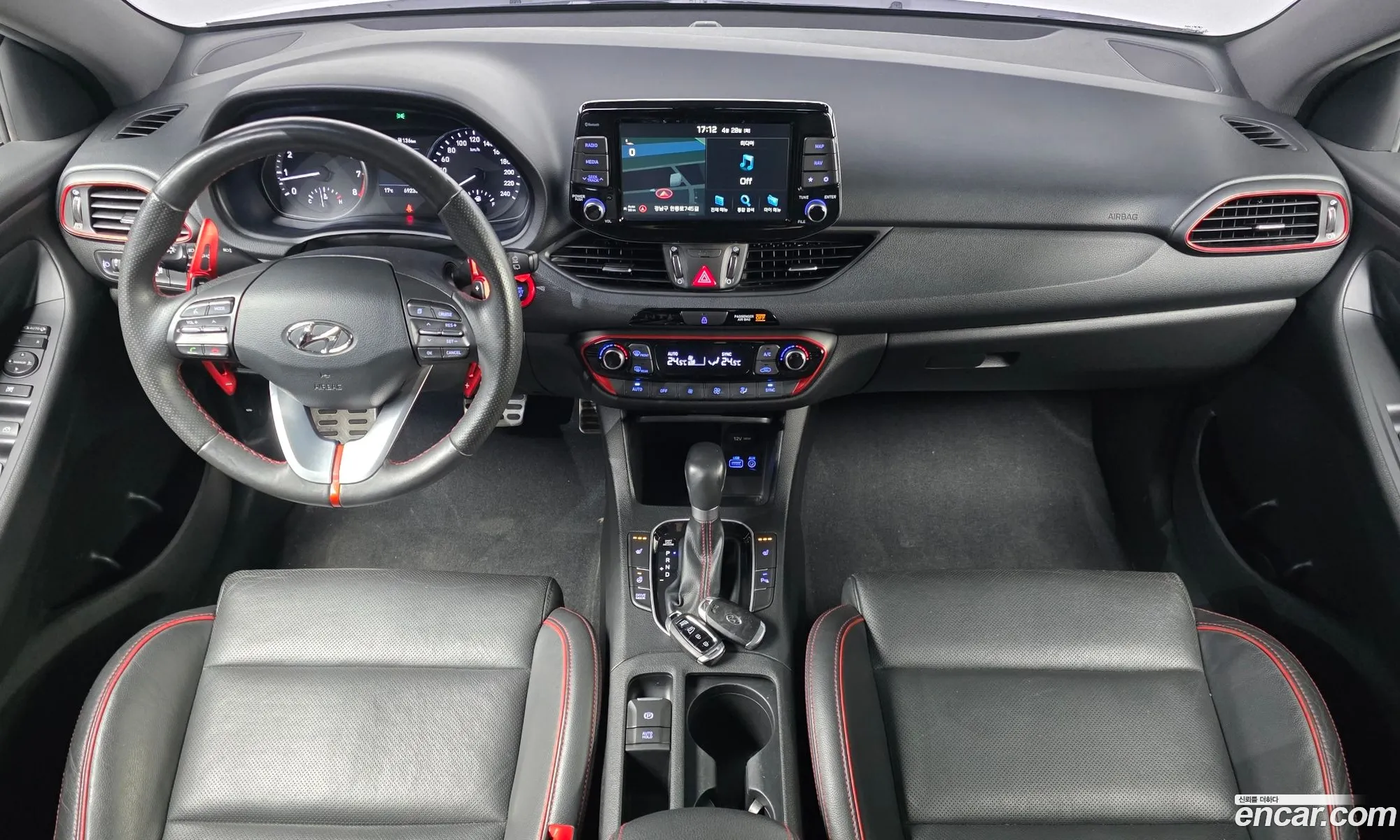 Hyundai i30 2017 — 11