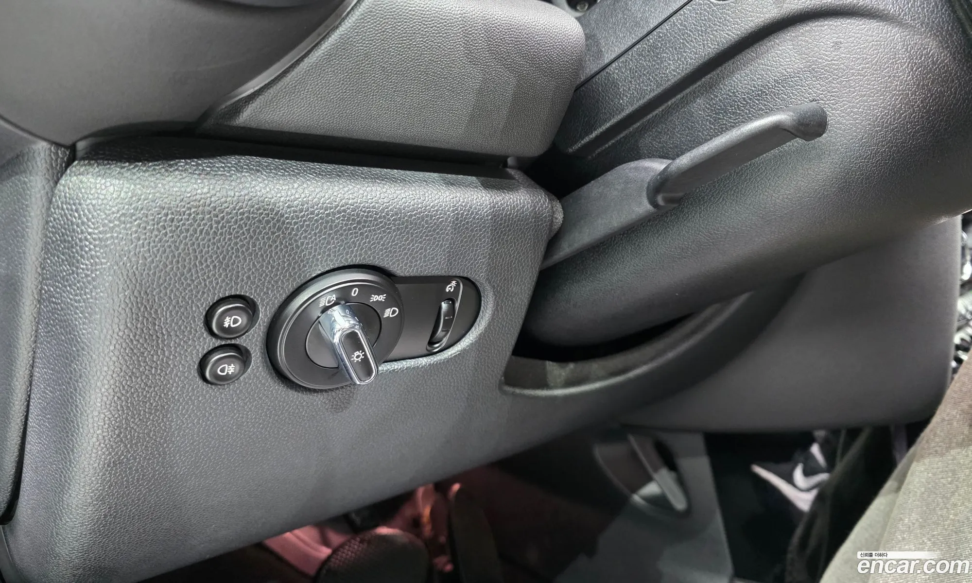 Mini Cooper S 2019 WMWXY7105L2L56142 — 6