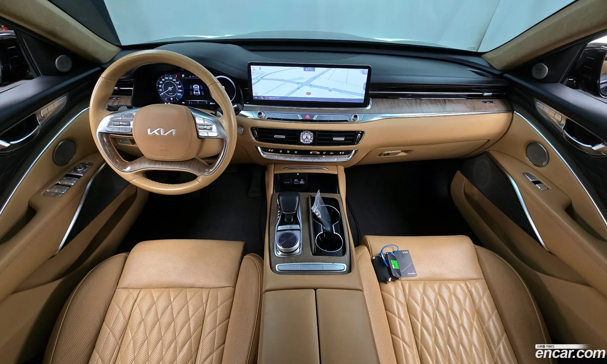Kia K9 2021 — 18
