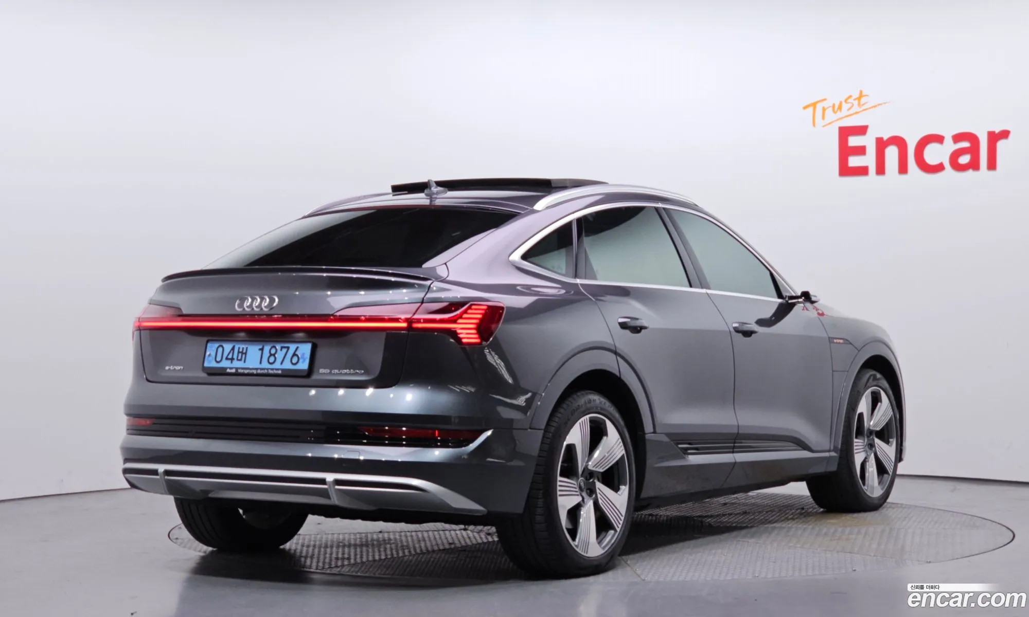 Audi e-tron 2021 WAUZZZGE5MB038656 — 9