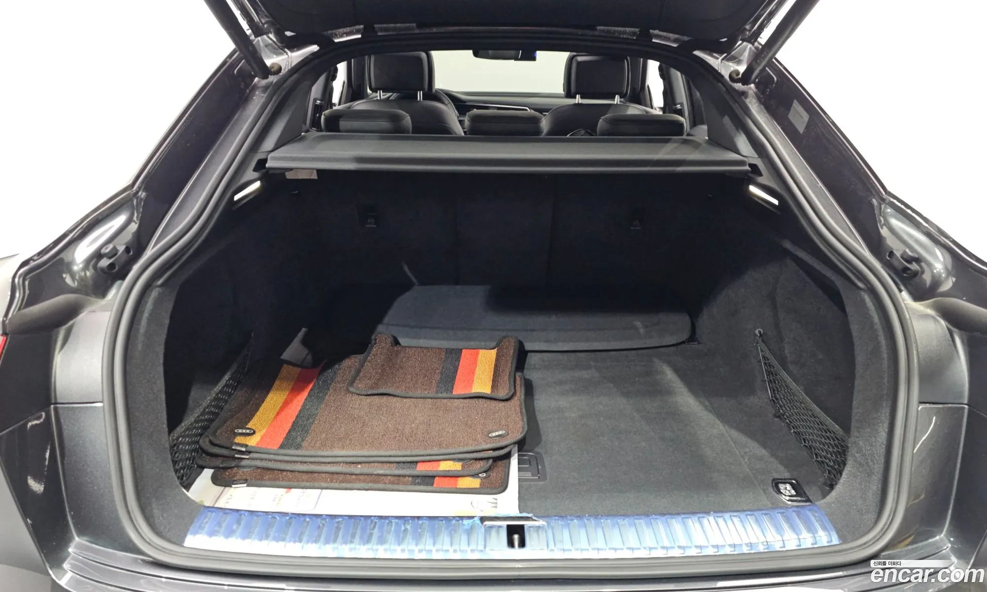 Audi e-tron 2021 WAUZZZGE5MB038656 — 24