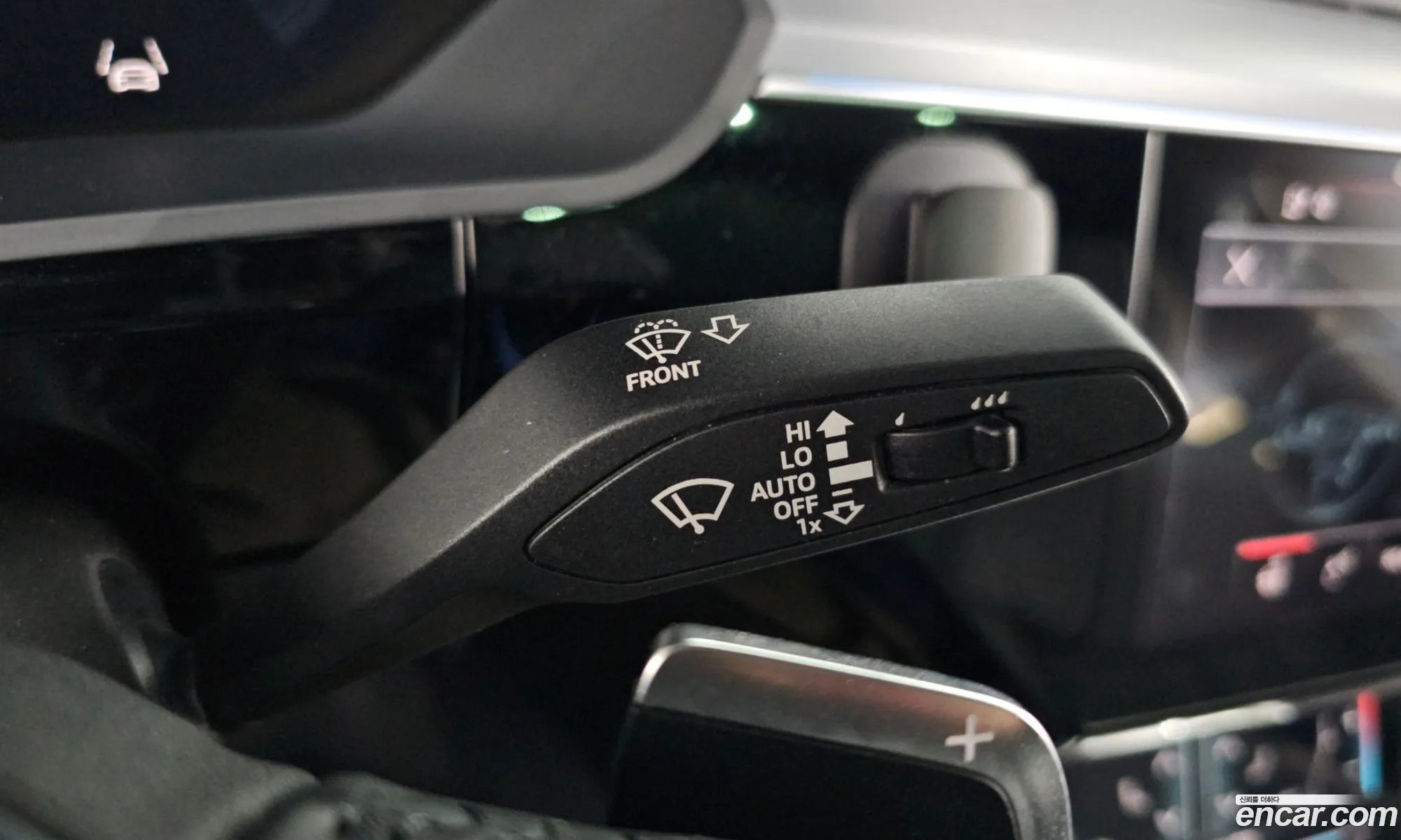 Audi e-tron 2021 WAUZZZGE5MB038656 — 17