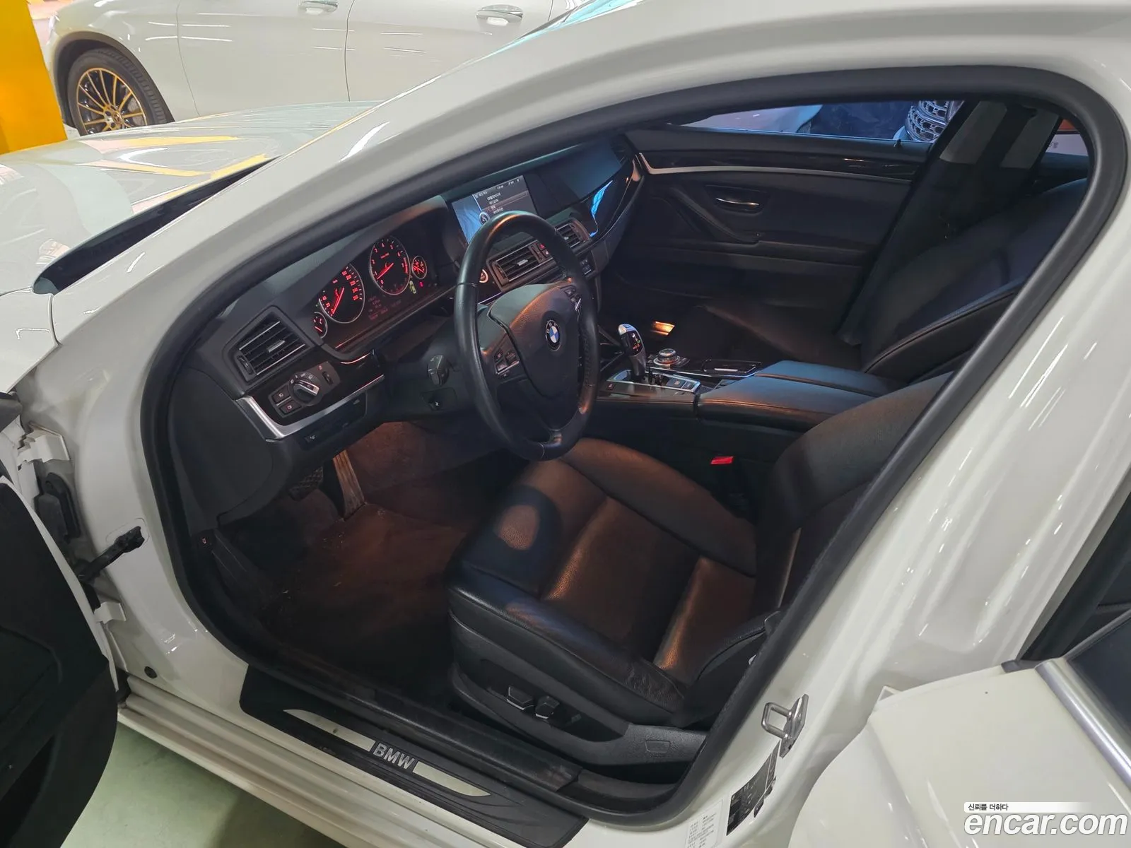 BMW 5 Series 2011 — 4
