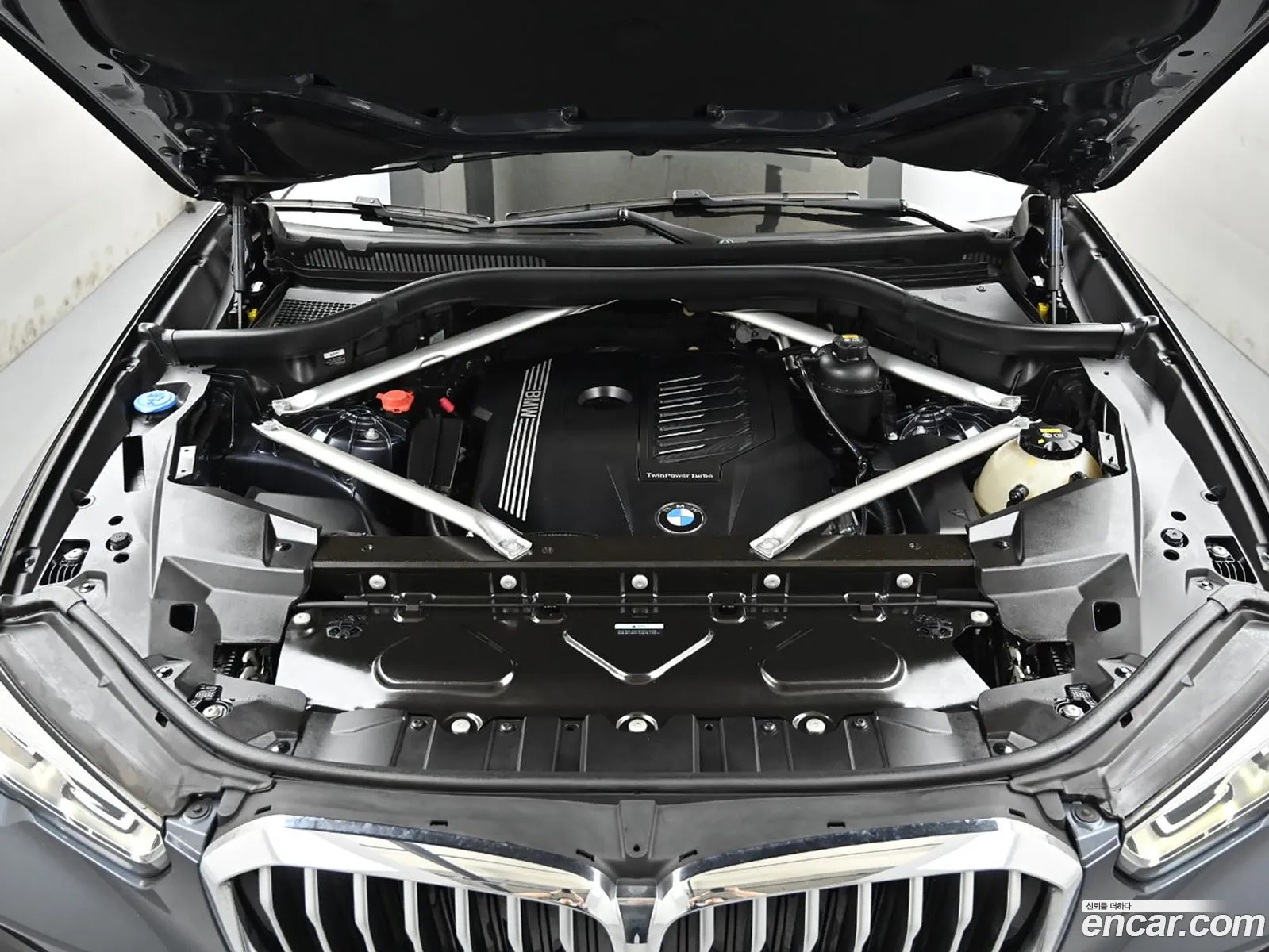BMW X5 2021 — 14