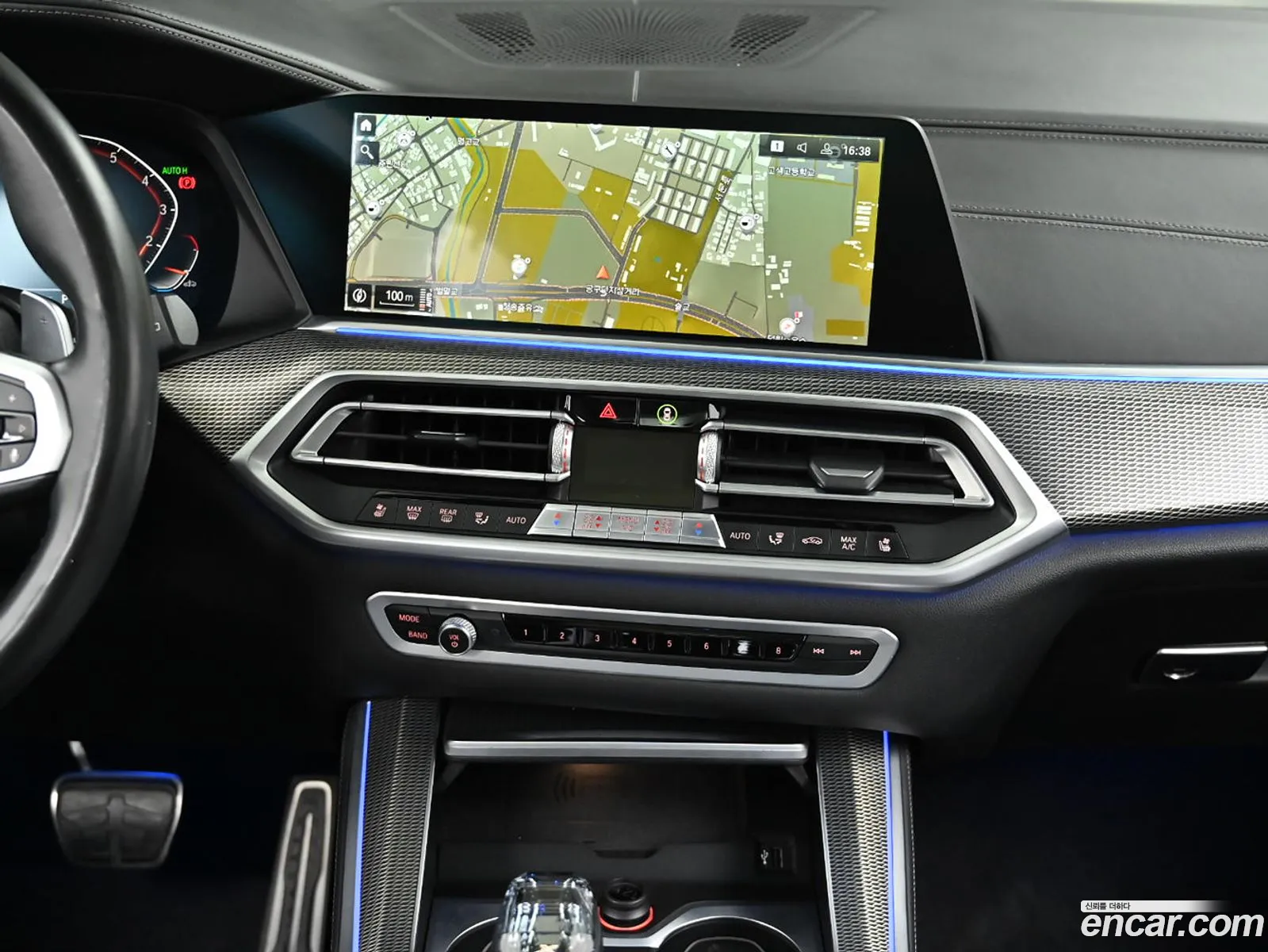 BMW X5 2021 — 12