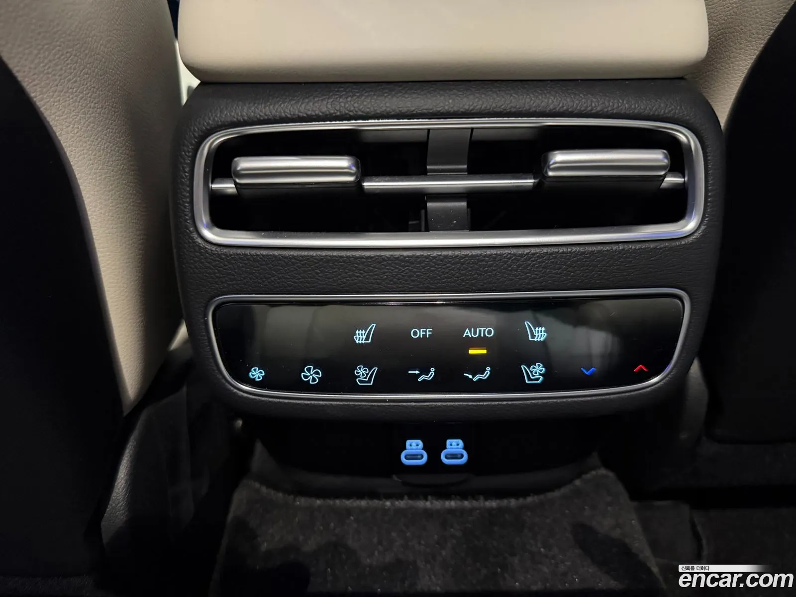 Genesis GV70 2024 — 17