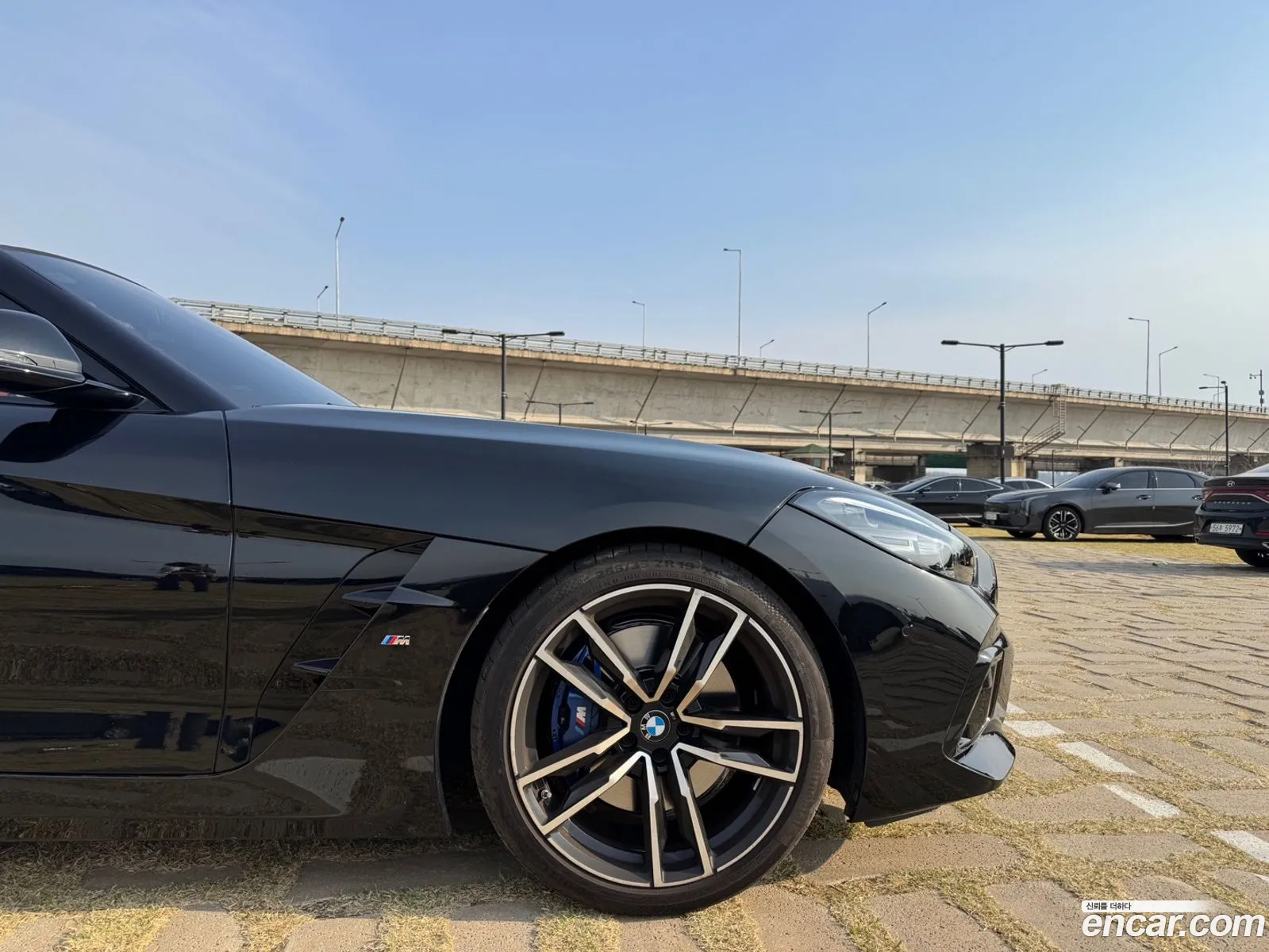 BMW Z4 2025 — 5