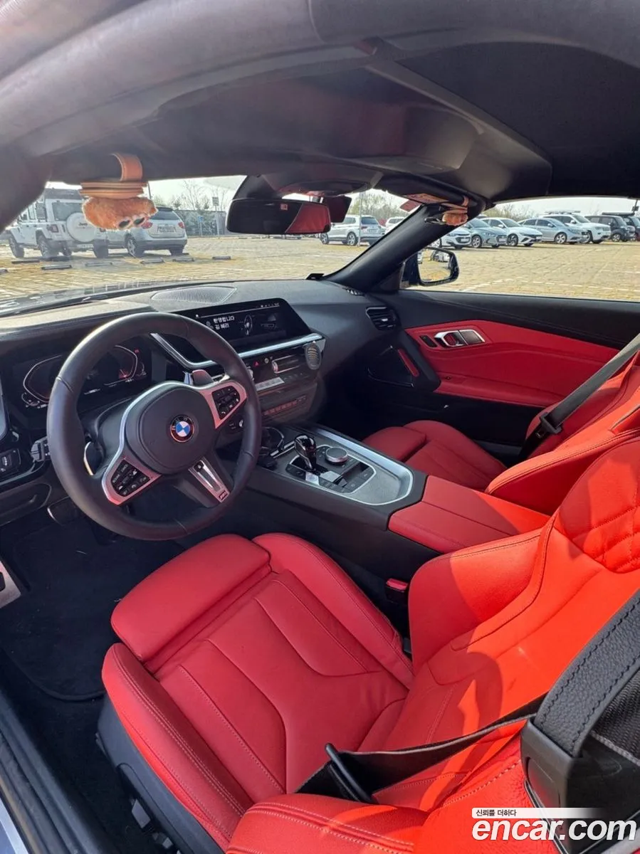 BMW Z4 2025 — 7