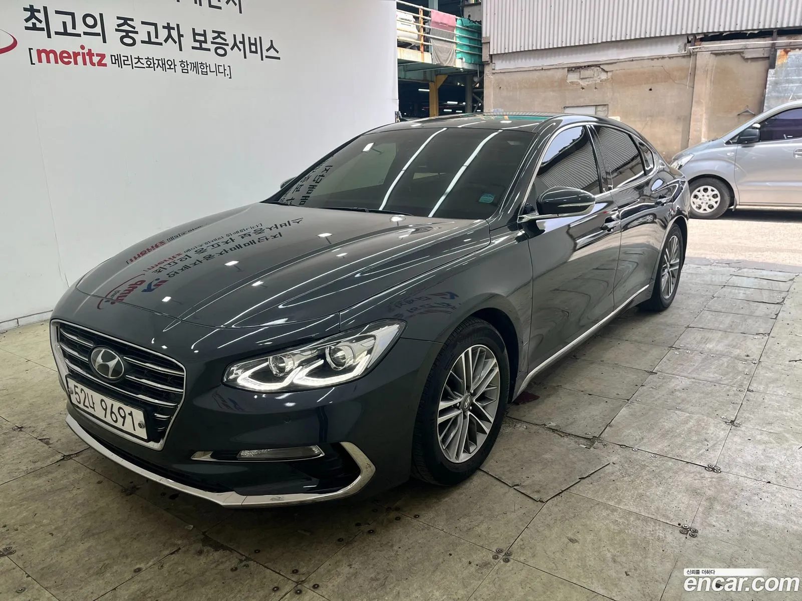 Hyundai Grandeur IG 2018 — 18