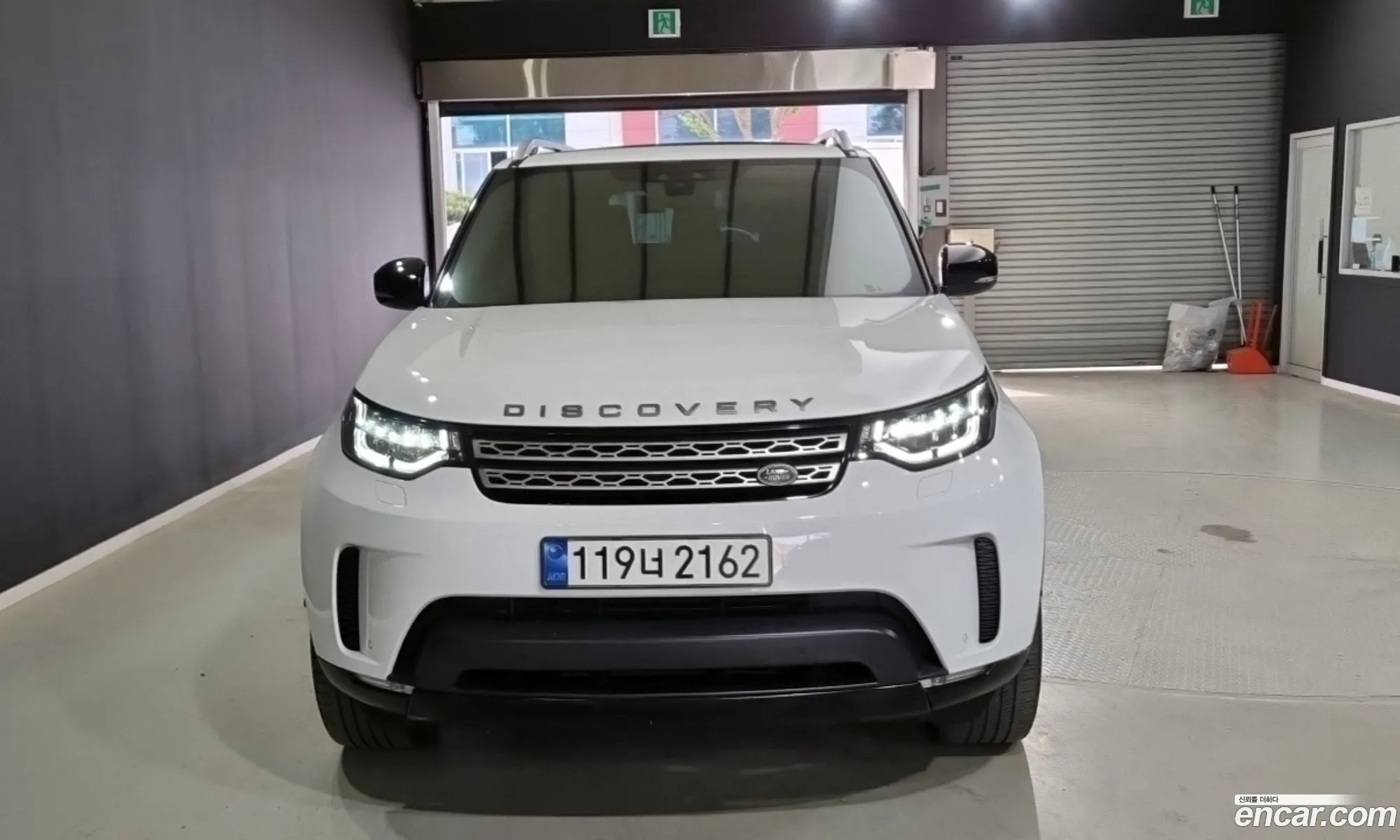 Land Rover Discovery 5 2019 — 11
