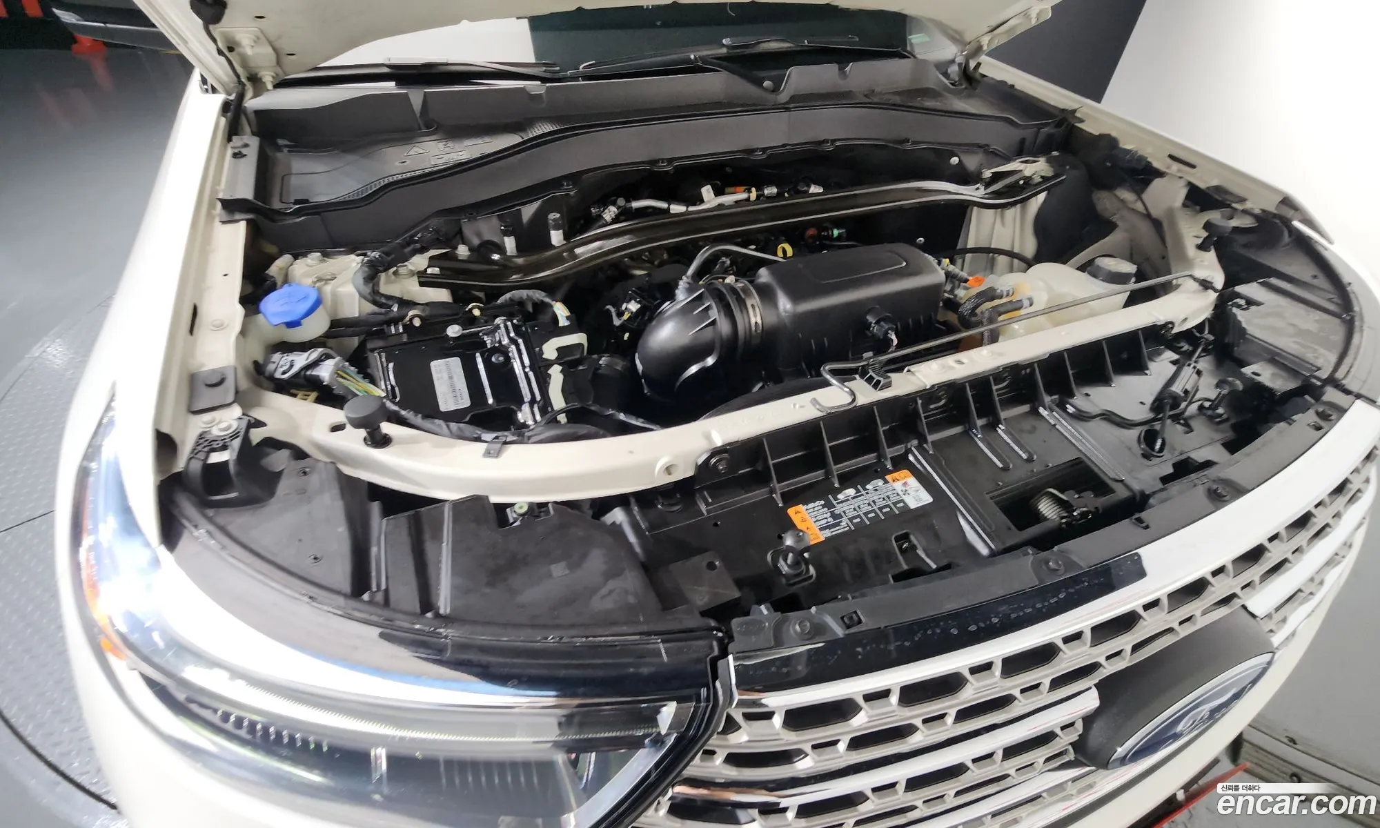 Ford Explorer 6th Gen 2022 1FMSK8FH3NGB76324 — 13