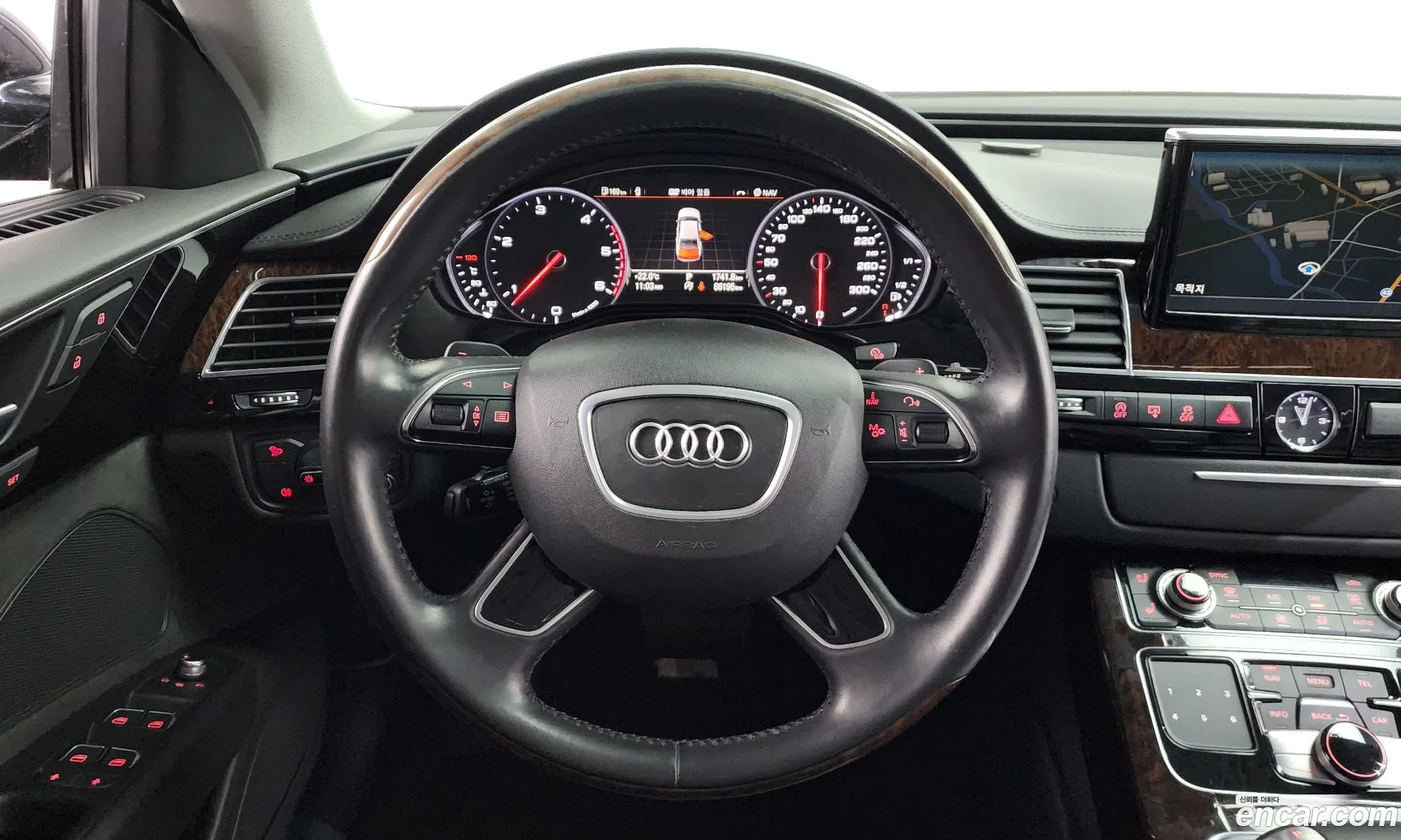 Audi A8 2014 — 2