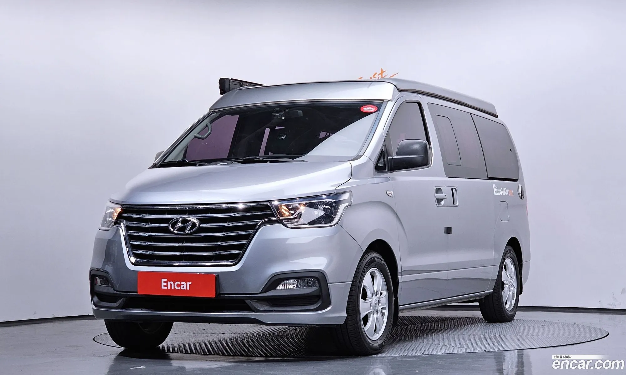 Hyundai Grand Starex 2018 — 16