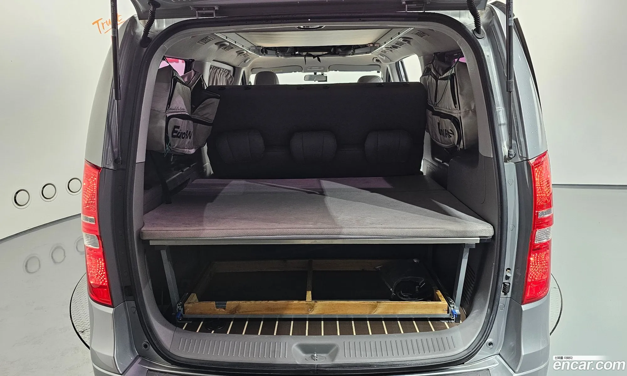 Hyundai Grand Starex 2018 — 25