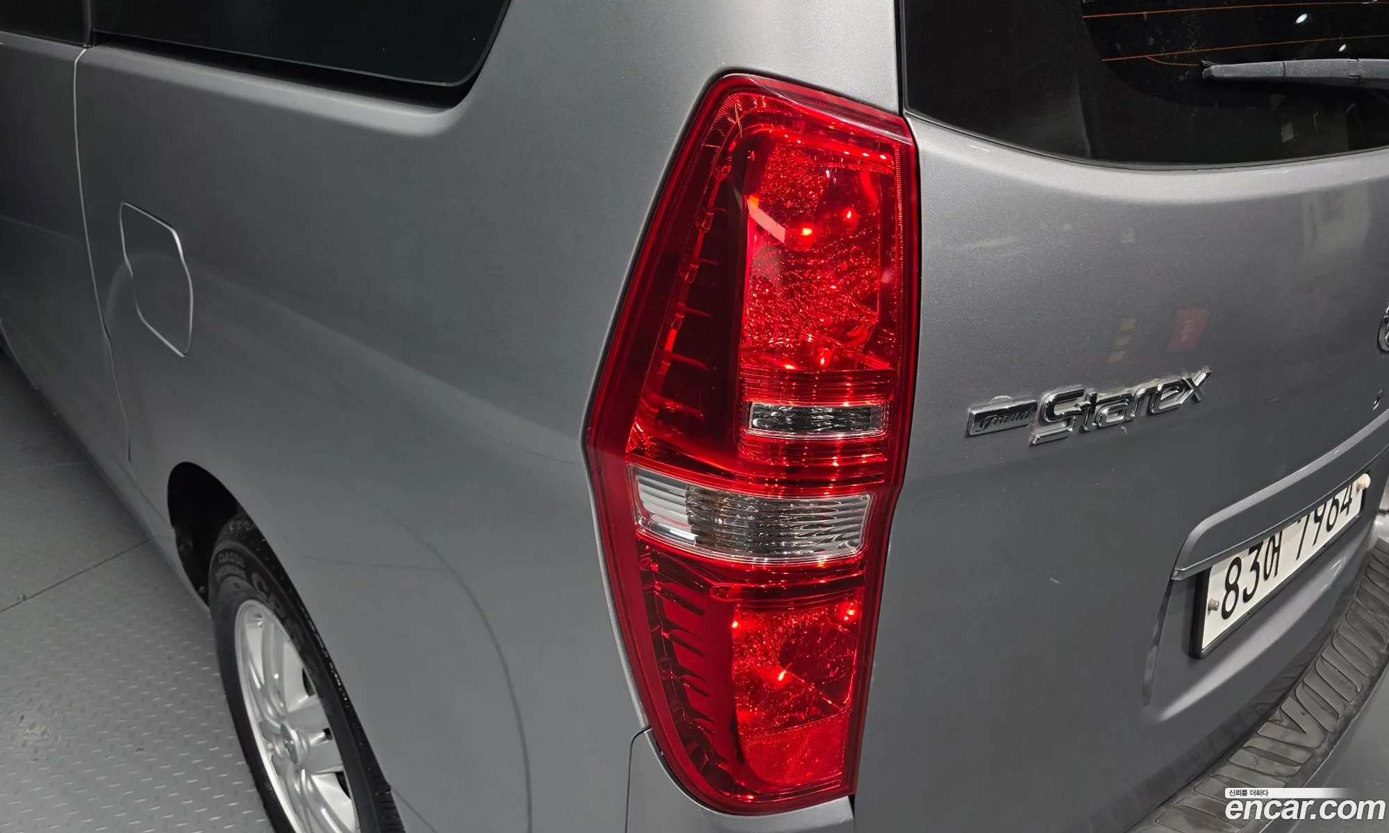 Hyundai Grand Starex 2018 — 18