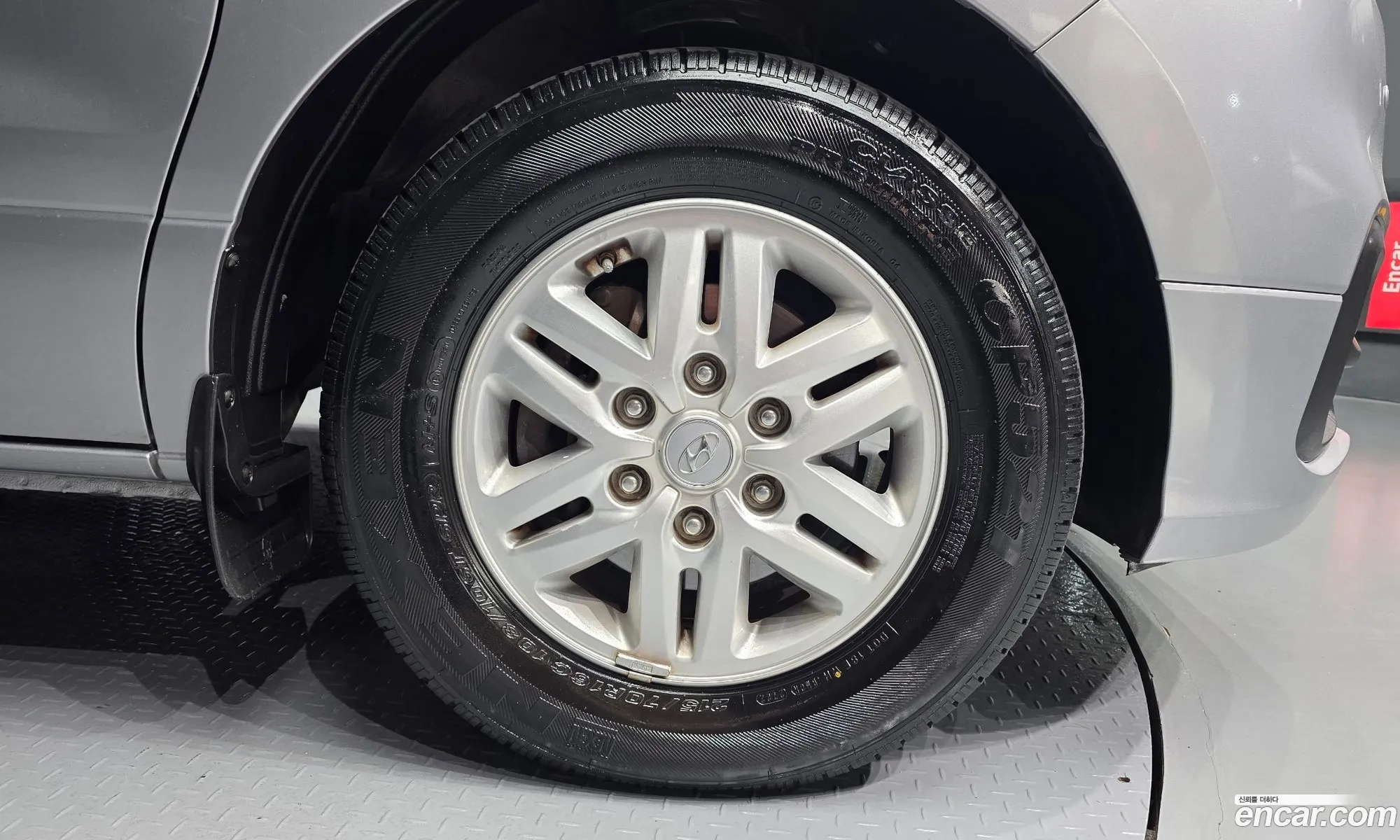 Hyundai Grand Starex 2018 — 22